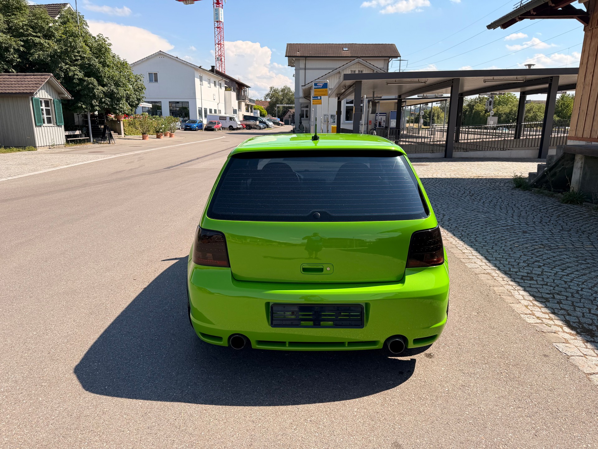 VW Golf R32 4Motion-image-3