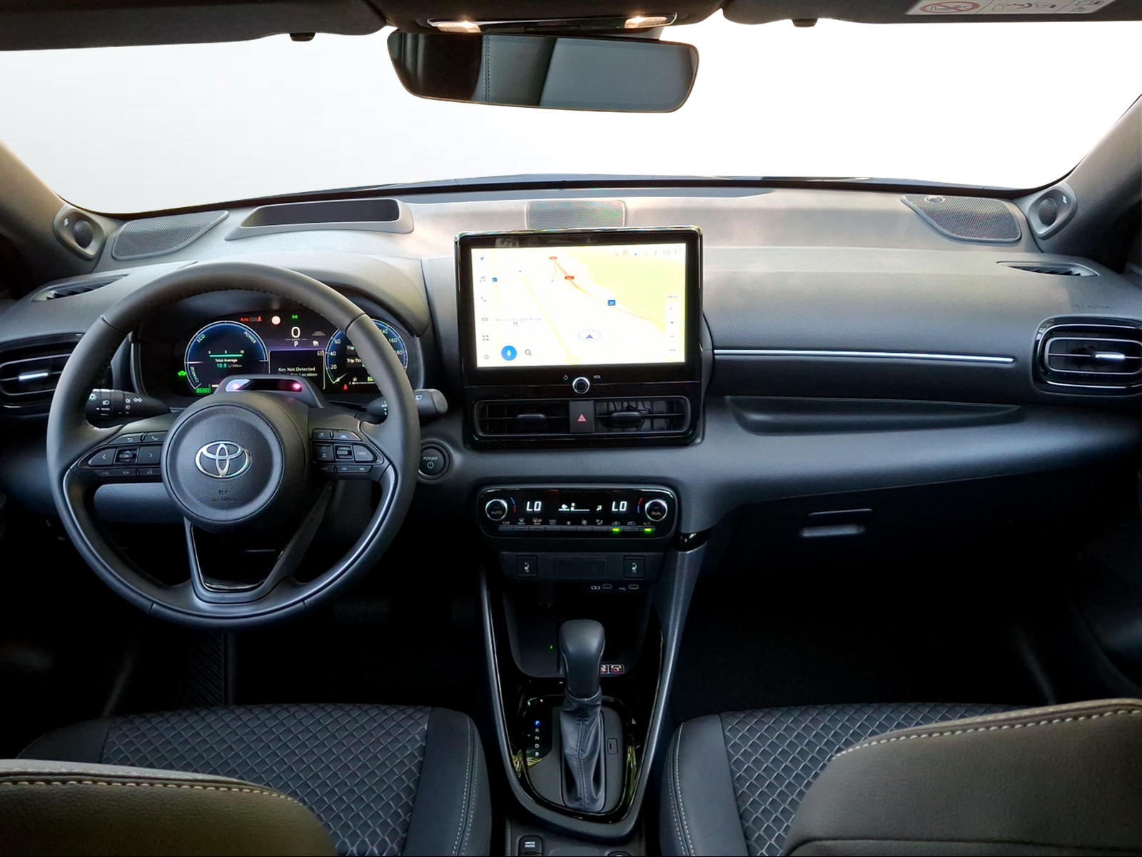 TOYOTA Yaris 1.5 Premium e-CVT-image-8