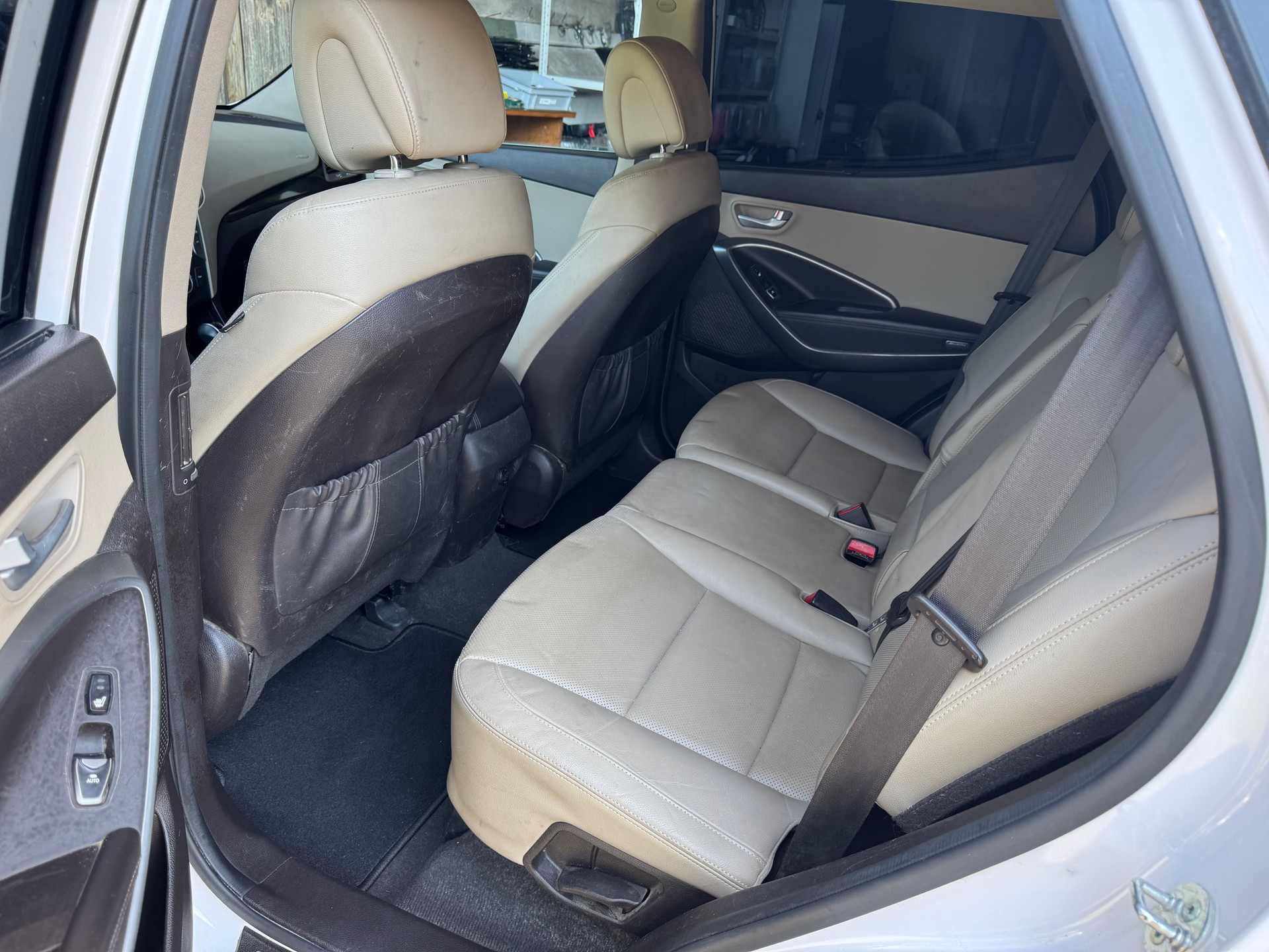 HYUNDAI Santa Fe 2.2 CRDI Amplia 4WD Automatic-image-11