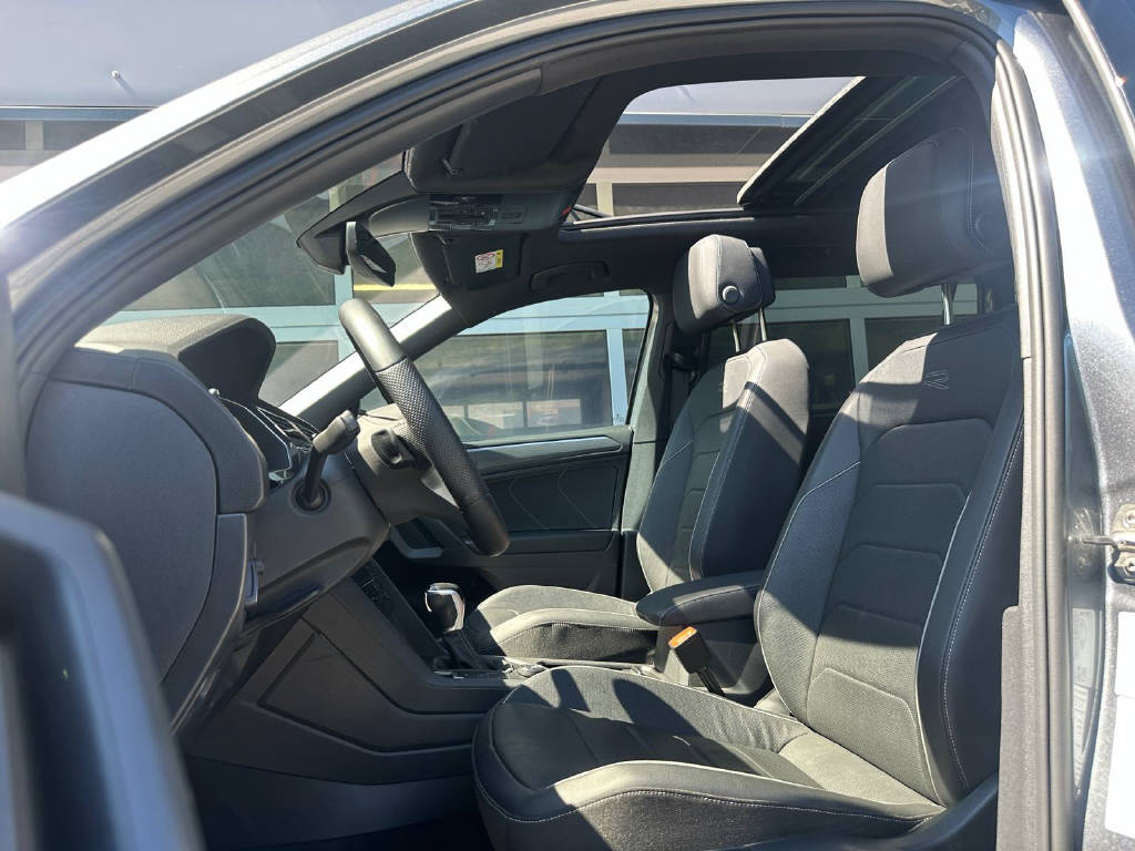 VW Tiguan Allspace 2.0 TDI SCR R-Line DSG-image-6
