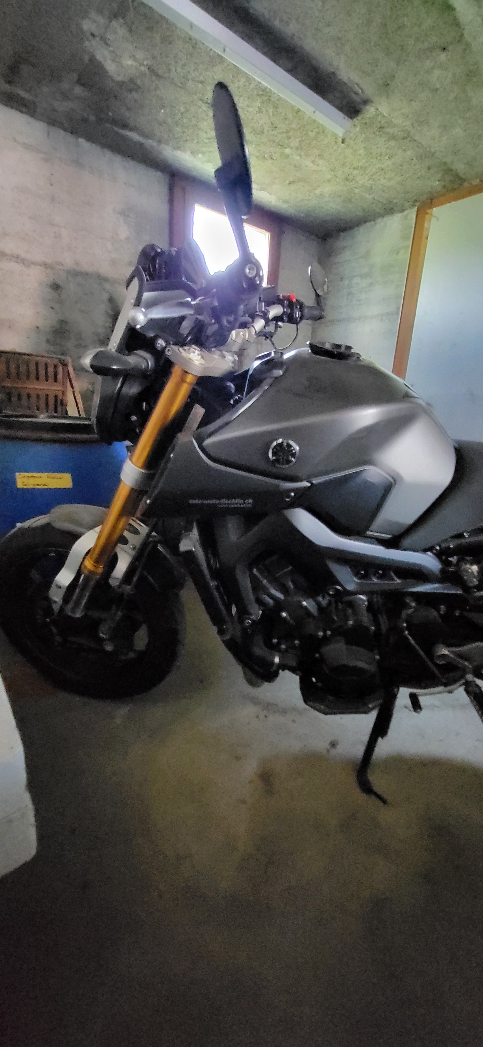 YAMAHA MT-09 ABS-image-2