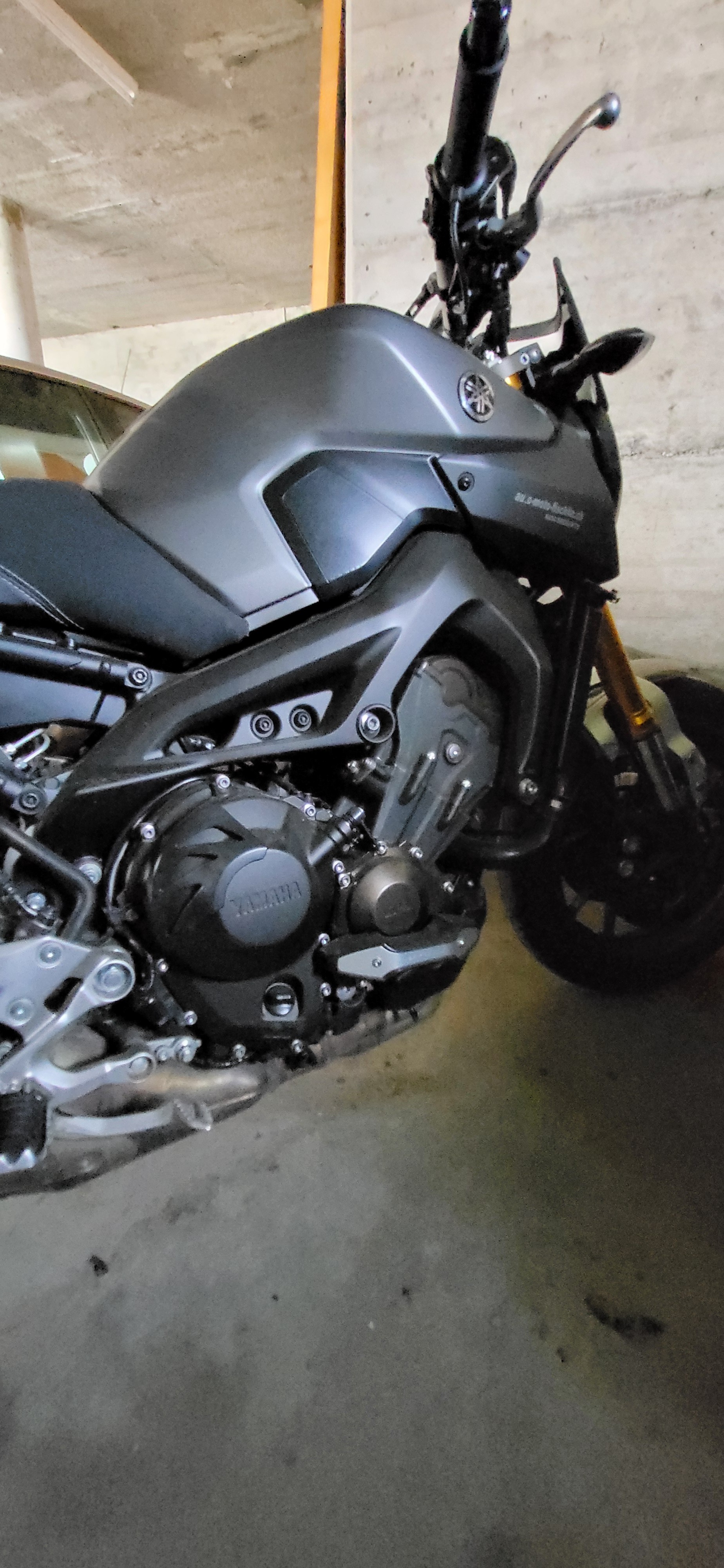 YAMAHA MT-09 ABS-image-1