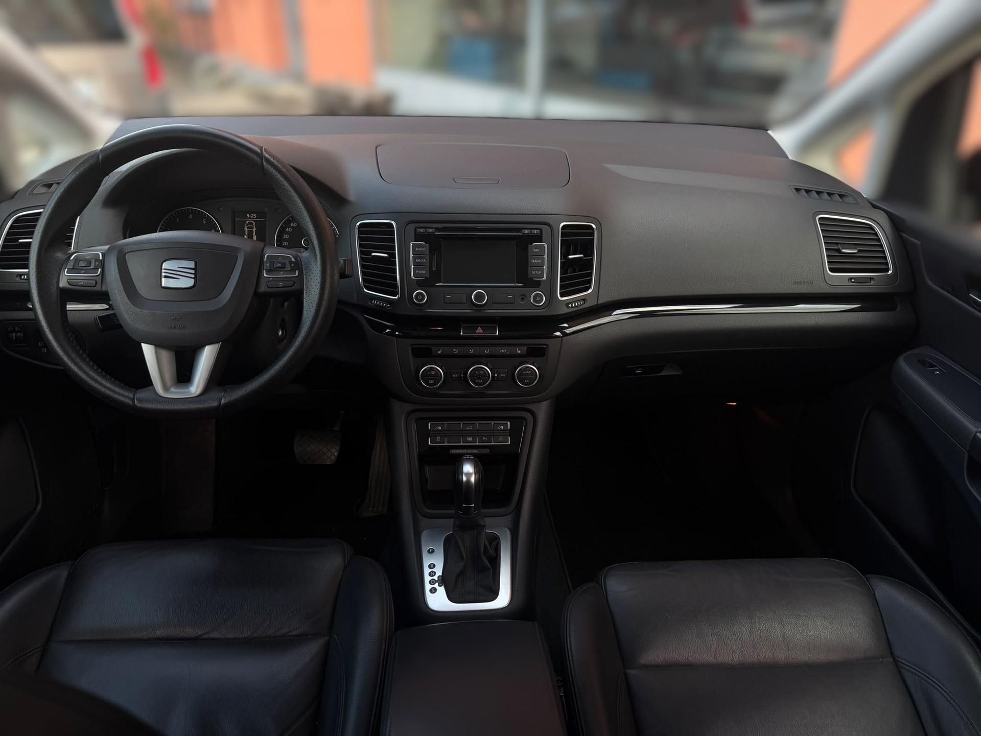 SEAT Alhambra 2.0 TSI Style Viva DSG-image-8