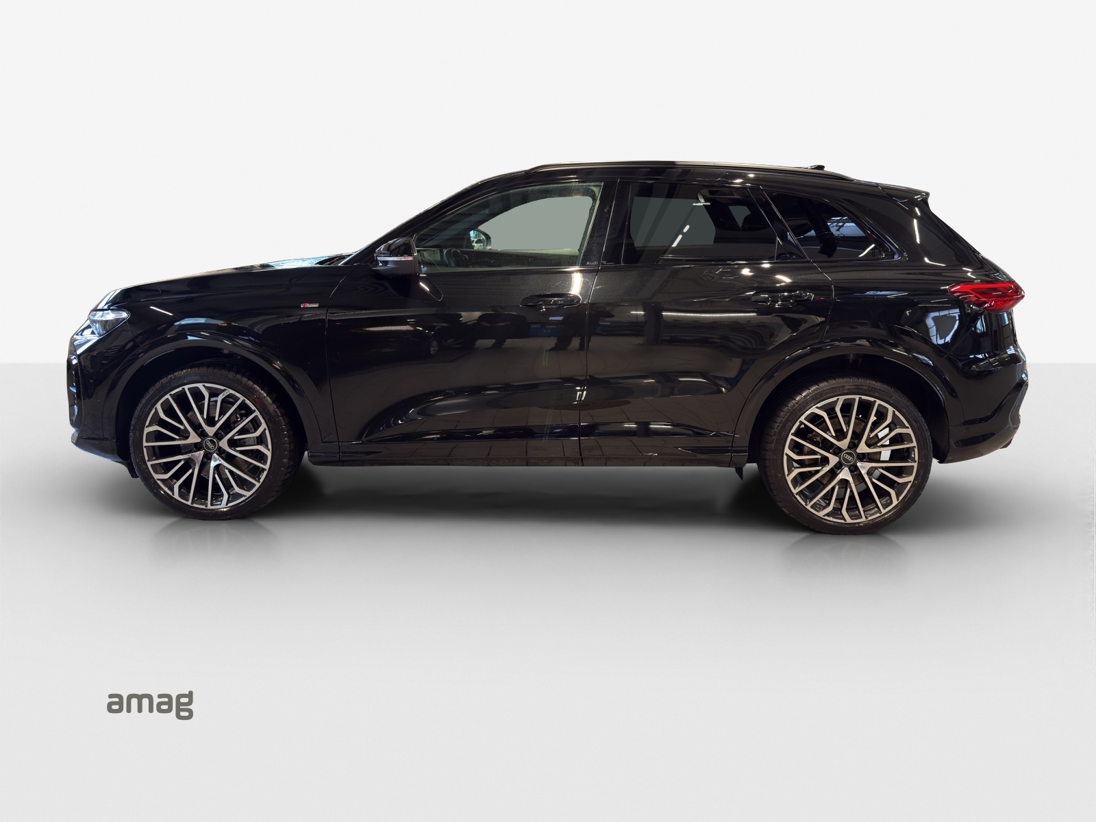 AUDI Q5 TDI quattro 150 kW S-tronic-showroom-element-1