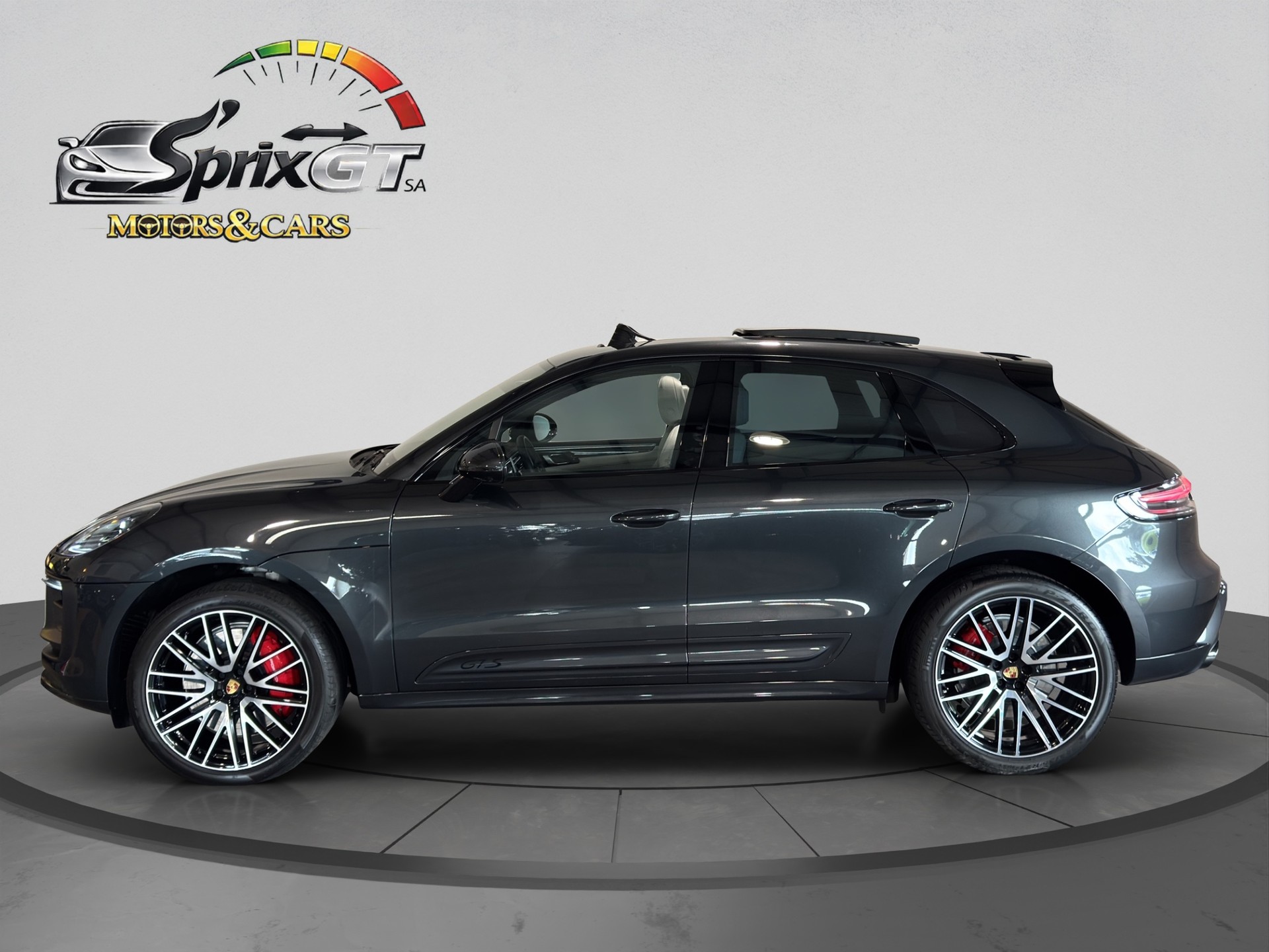 PORSCHE Macan GTS PDK-showroom-element-1
