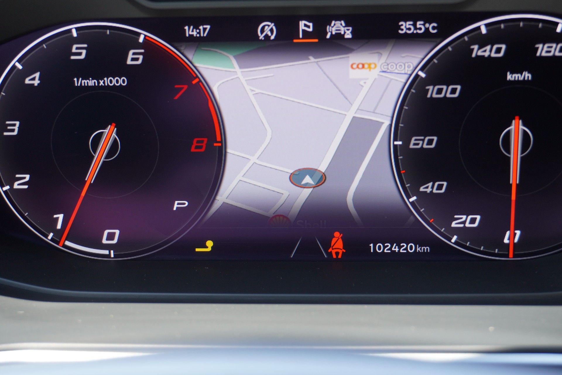 SEAT Tarraco 2.0TSI FR 4Drive DSG 7-PLÄTZER!!!-image-33