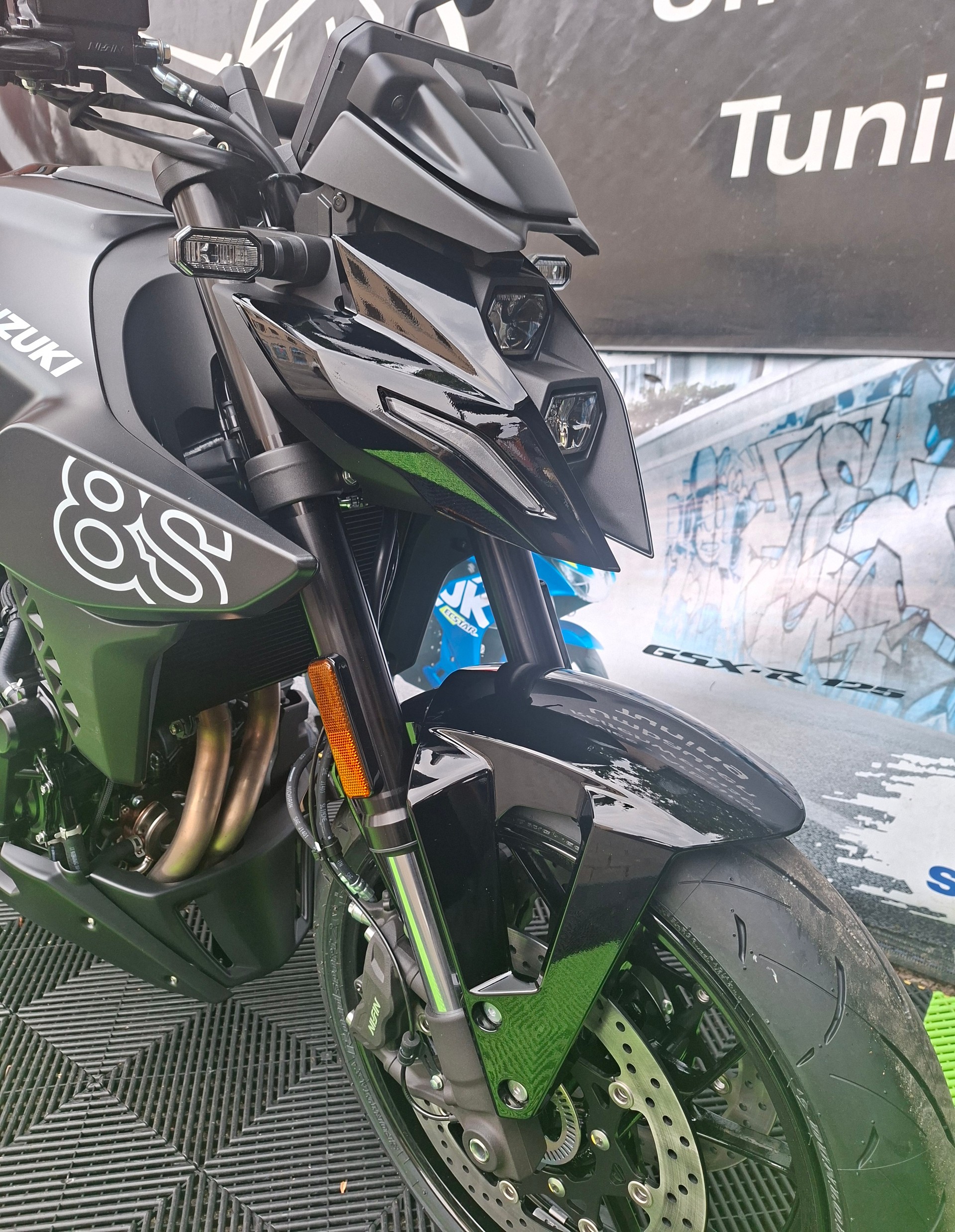 SUZUKI GSX 8 S (35kW)-image-10