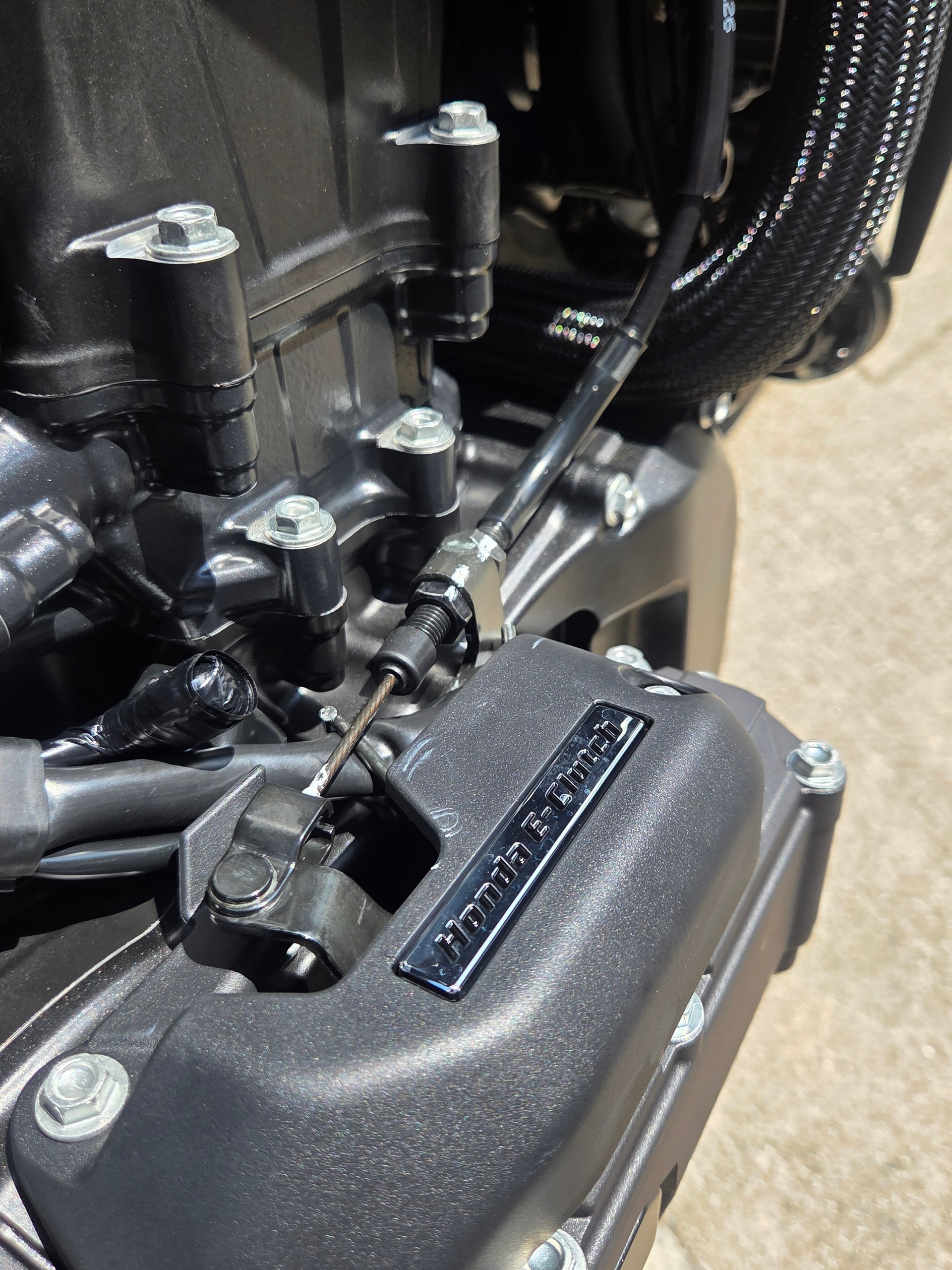 HONDA CB 750 Hornet E-Clutch-image-5
