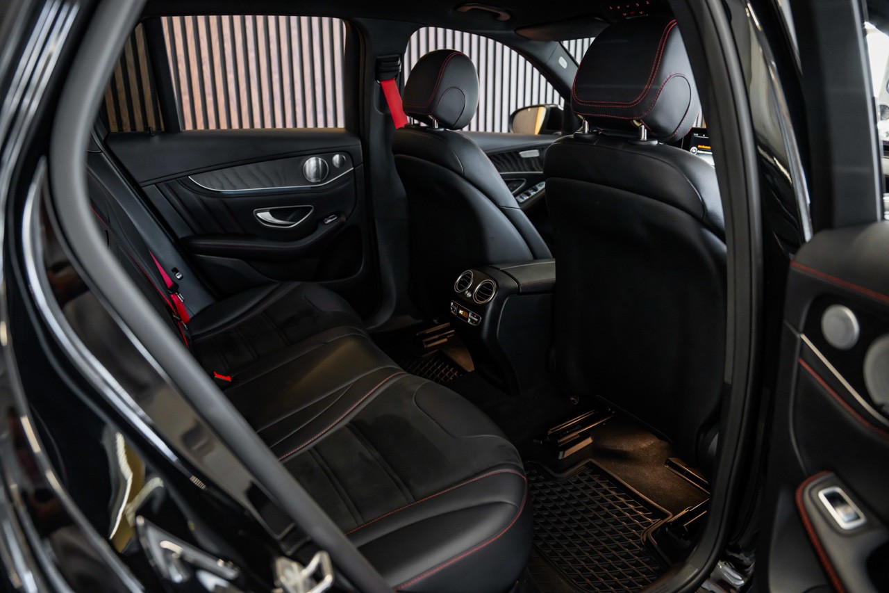 MERCEDES-BENZ GLC 43 AMG 4Matic 9G-Tronic-image-17
