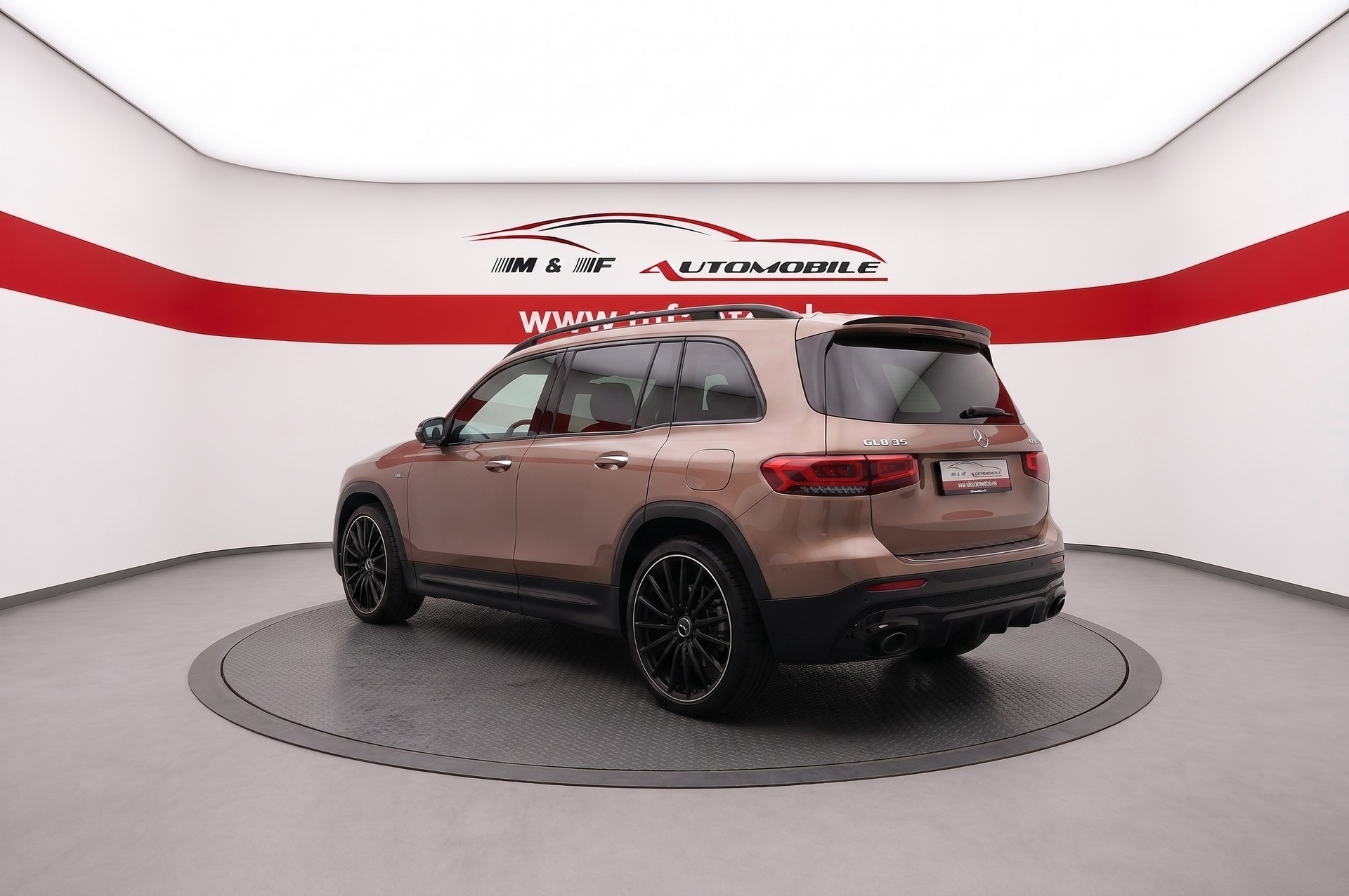 MERCEDES-BENZ GLB 35 AMG 4matic* 7 Sitze * CH FAHRZEUG *-showroom-element-3