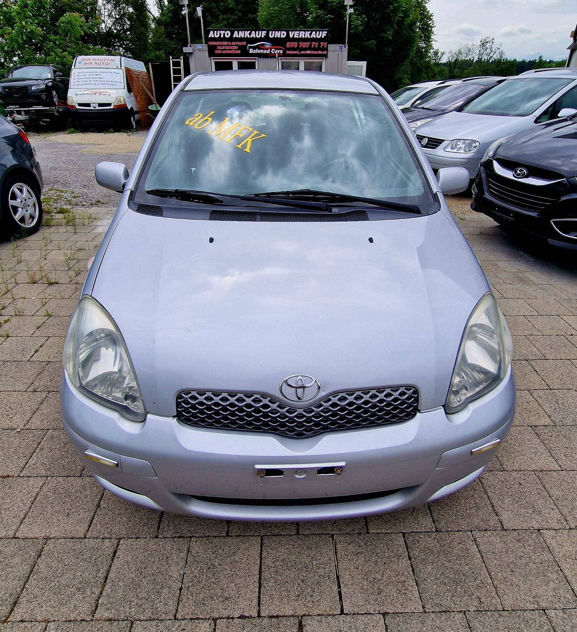 TOYOTA Yaris 1.3 Linea Sol