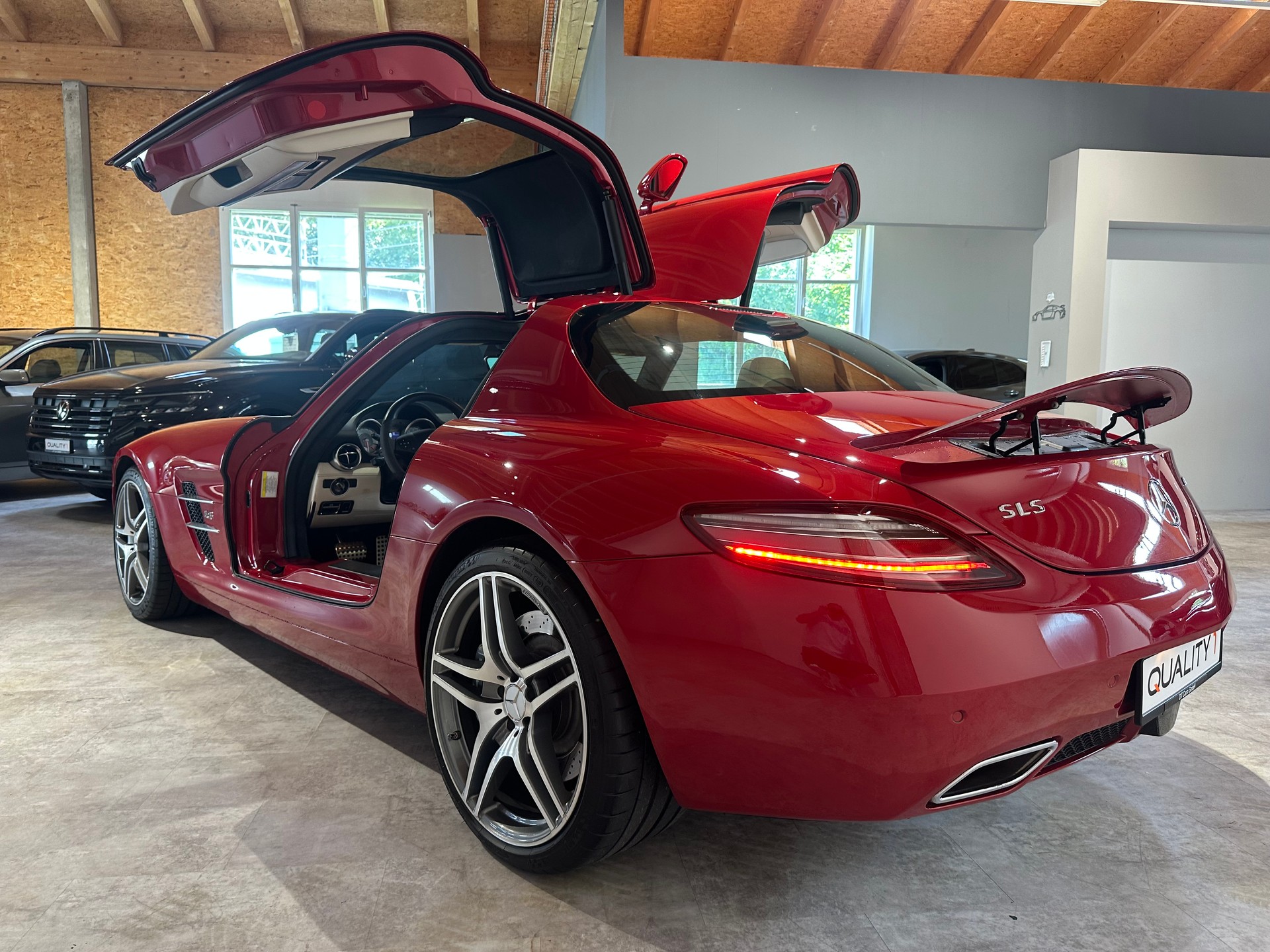 MERCEDES-BENZ SLS 63 AMG Speedshift / Originalzustand-image-8