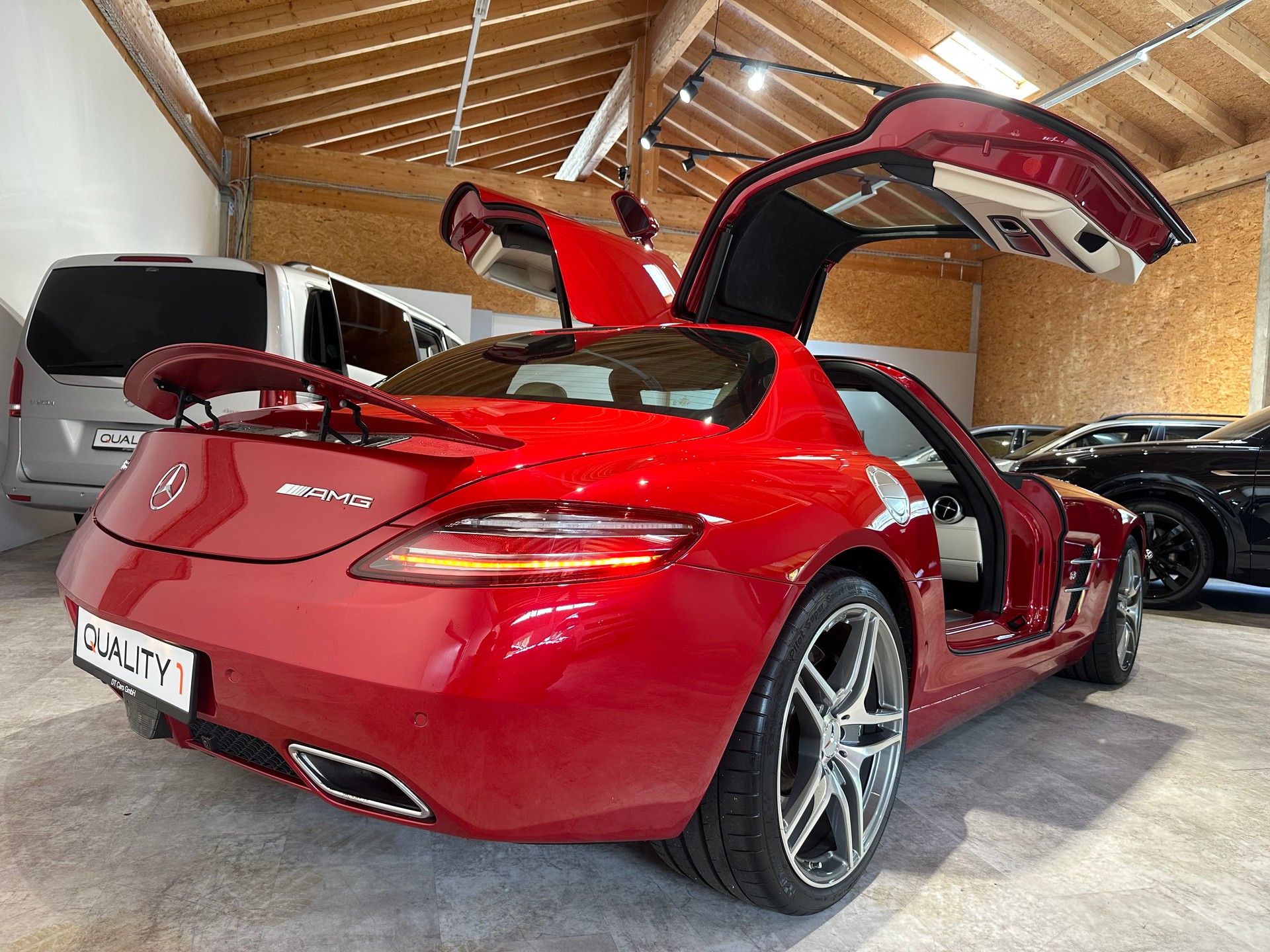 MERCEDES-BENZ SLS 63 AMG Speedshift / Originalzustand-image-11