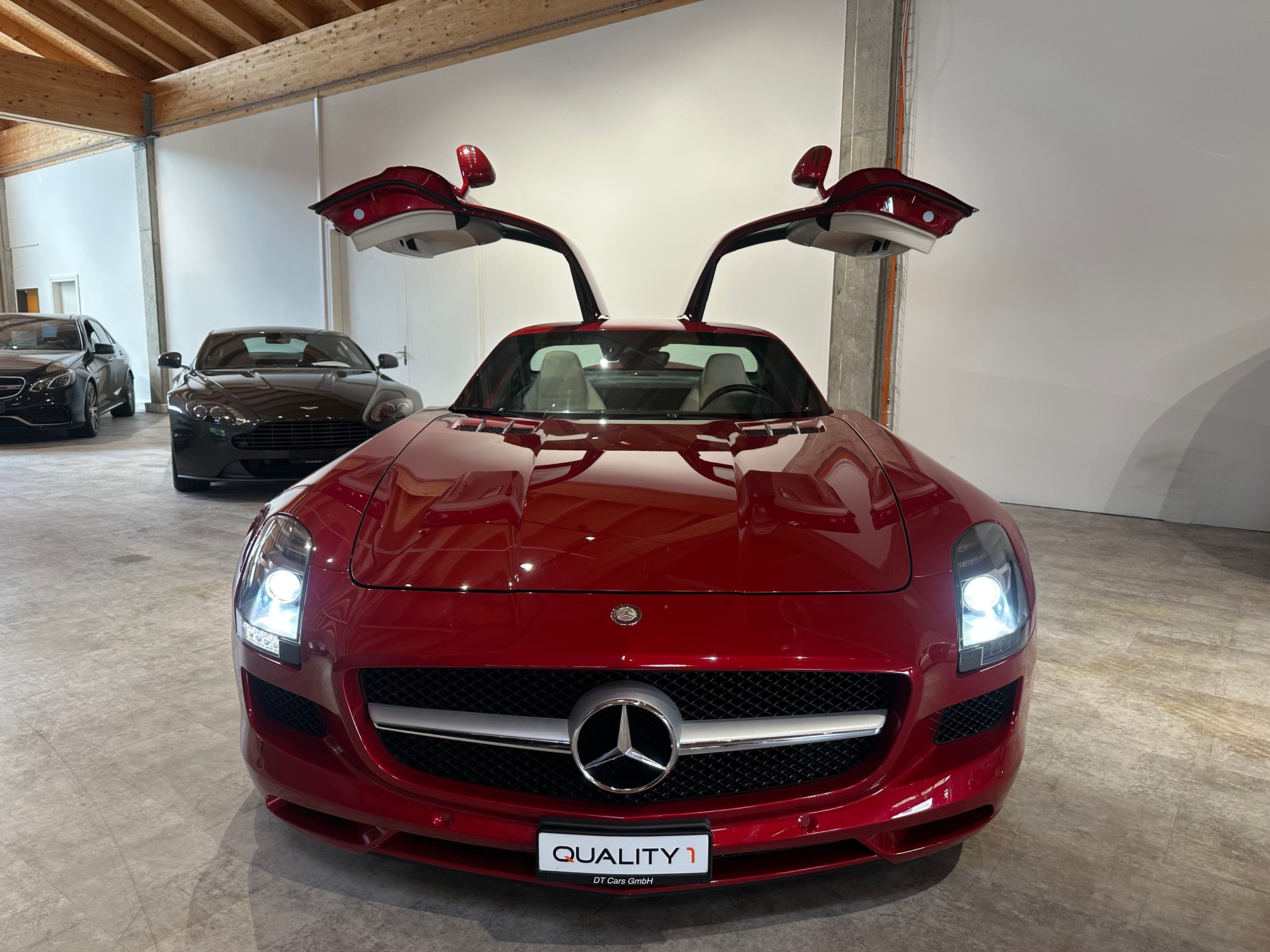 MERCEDES-BENZ SLS 63 AMG Speedshift / Originalzustand-image-4