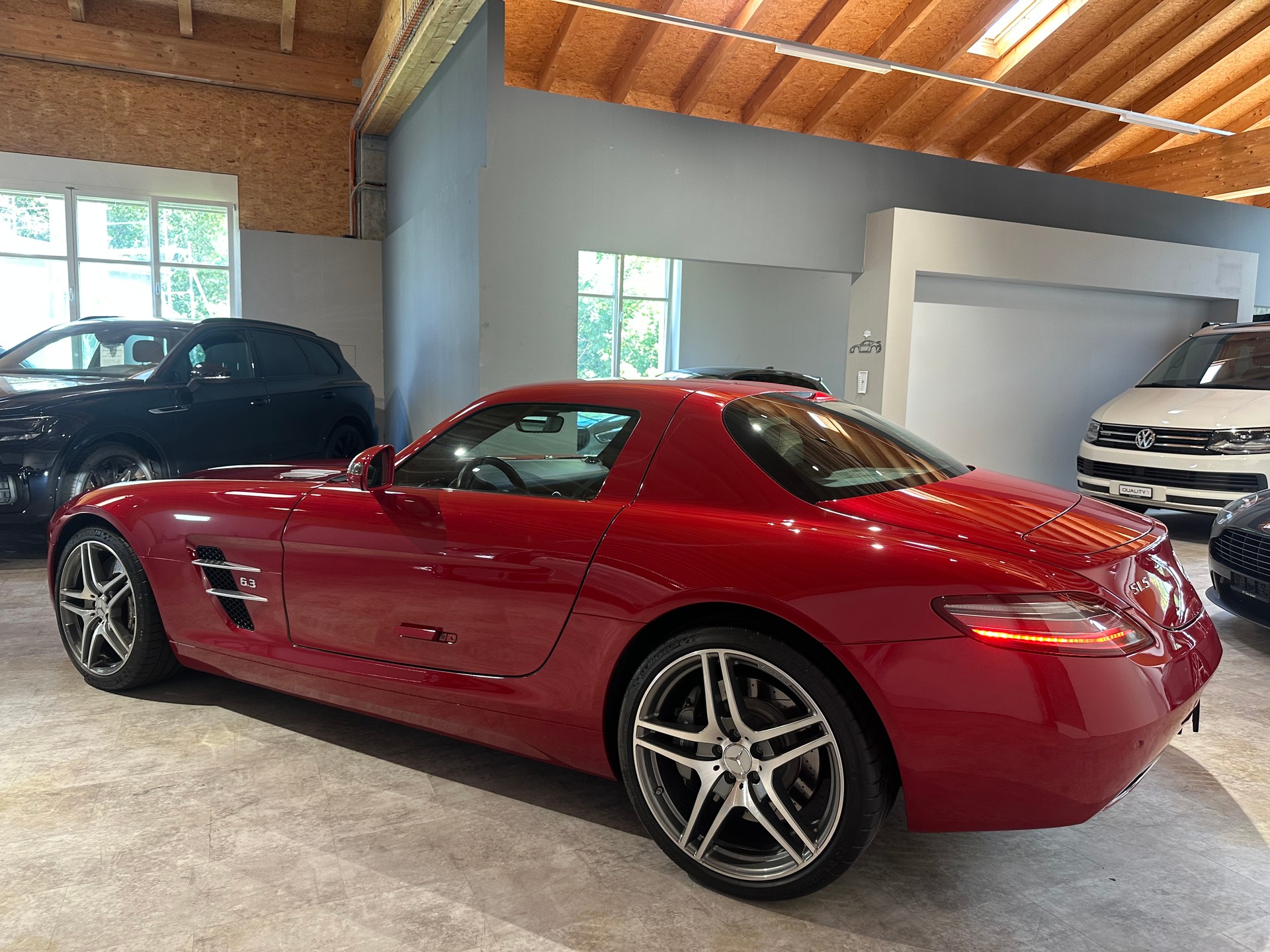 MERCEDES-BENZ SLS 63 AMG Speedshift / Originalzustand-image-16