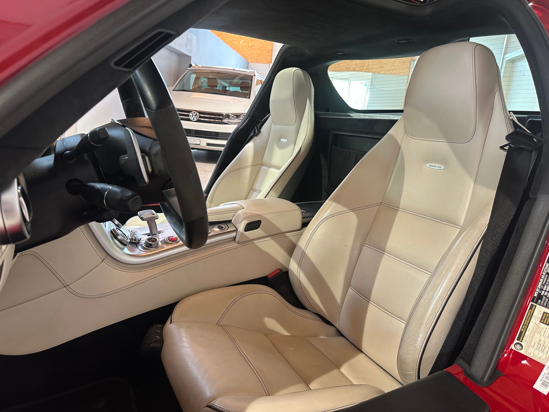 MERCEDES-BENZ SLS 63 AMG Speedshift / Originalzustand-image-19