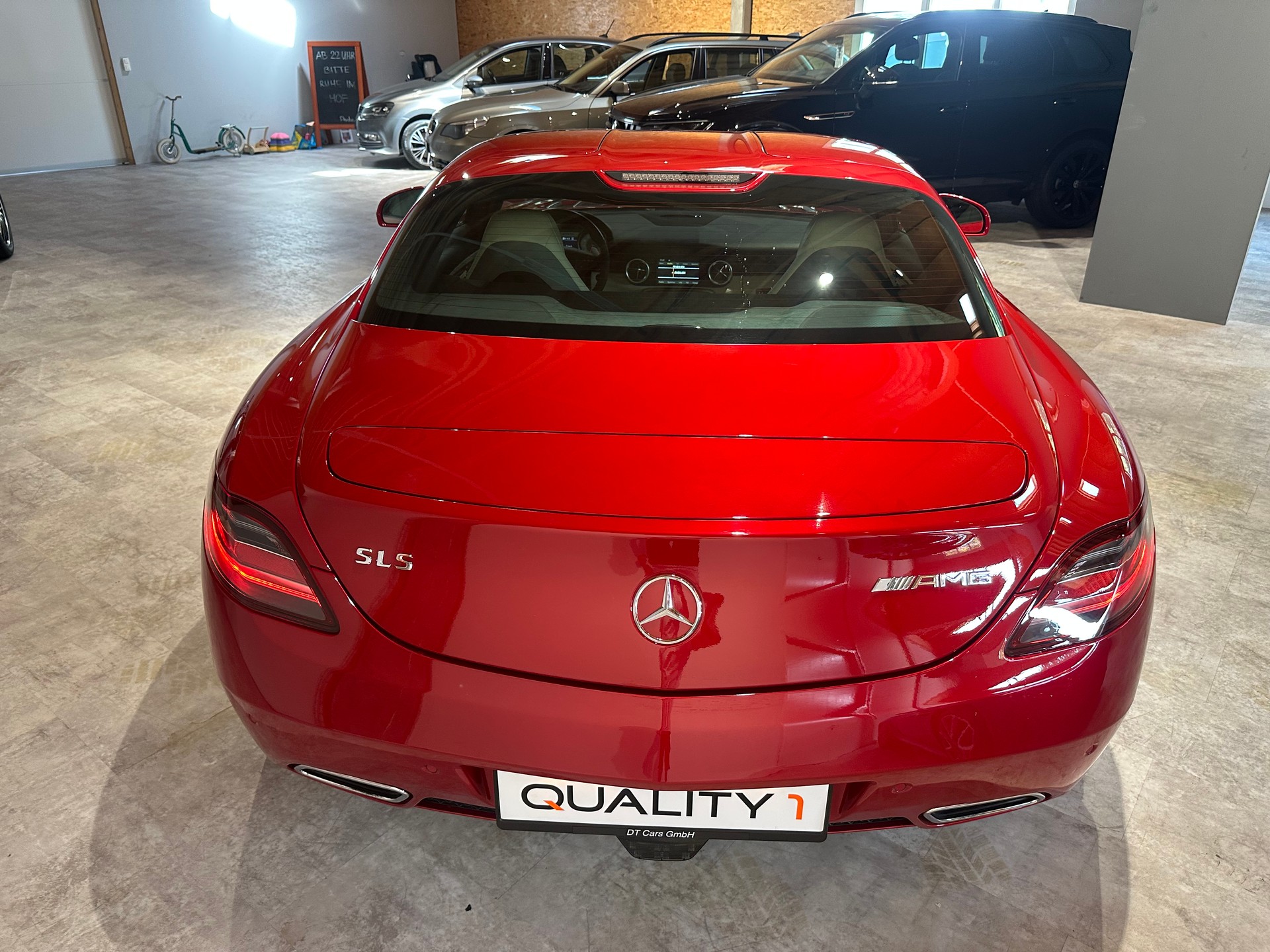 MERCEDES-BENZ SLS 63 AMG Speedshift / Originalzustand-image-17