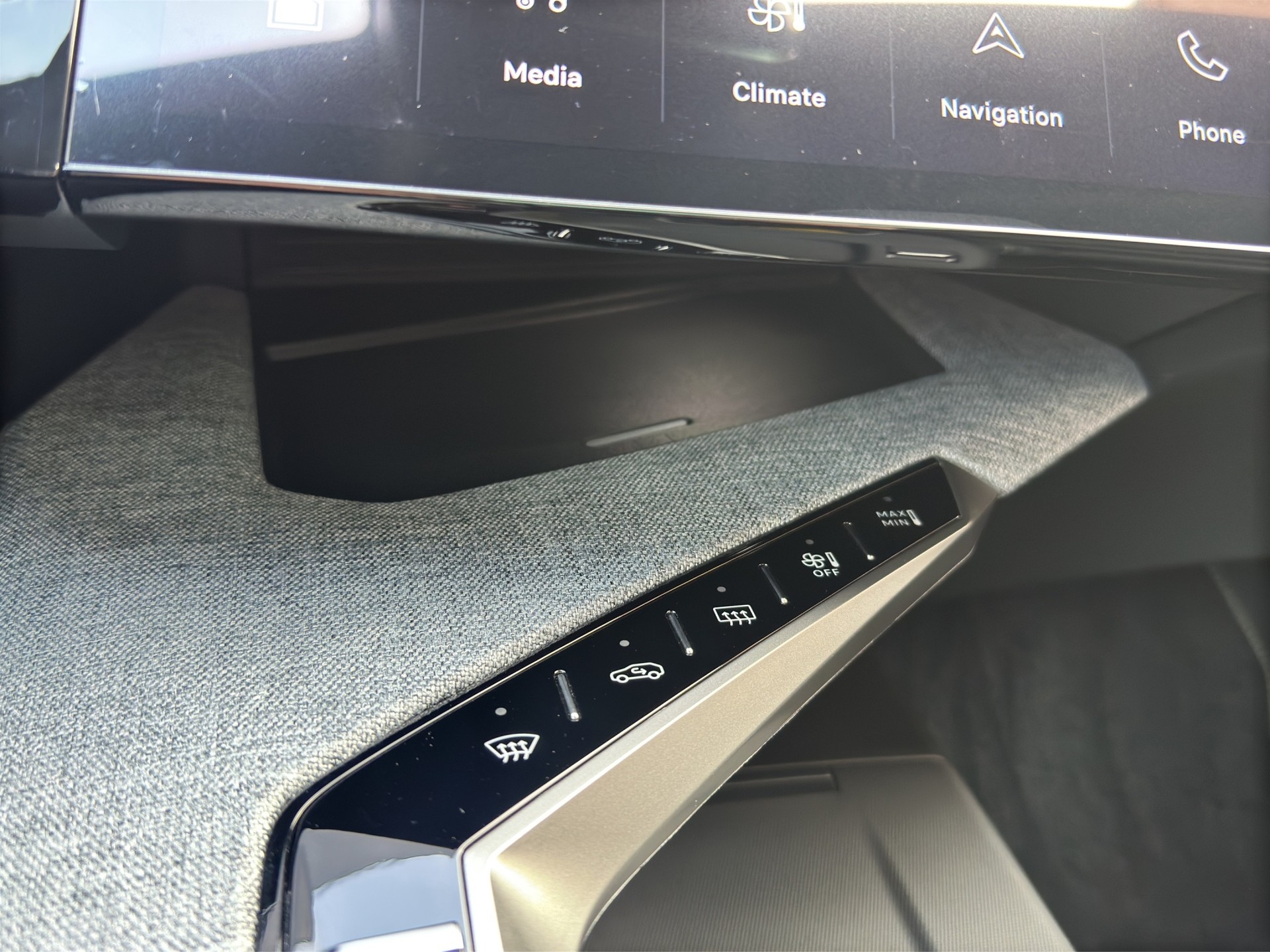 PEUGEOT 3008 145 e-DCS GT Aut. 35% Rabatt auf Listenpreis!-image-23