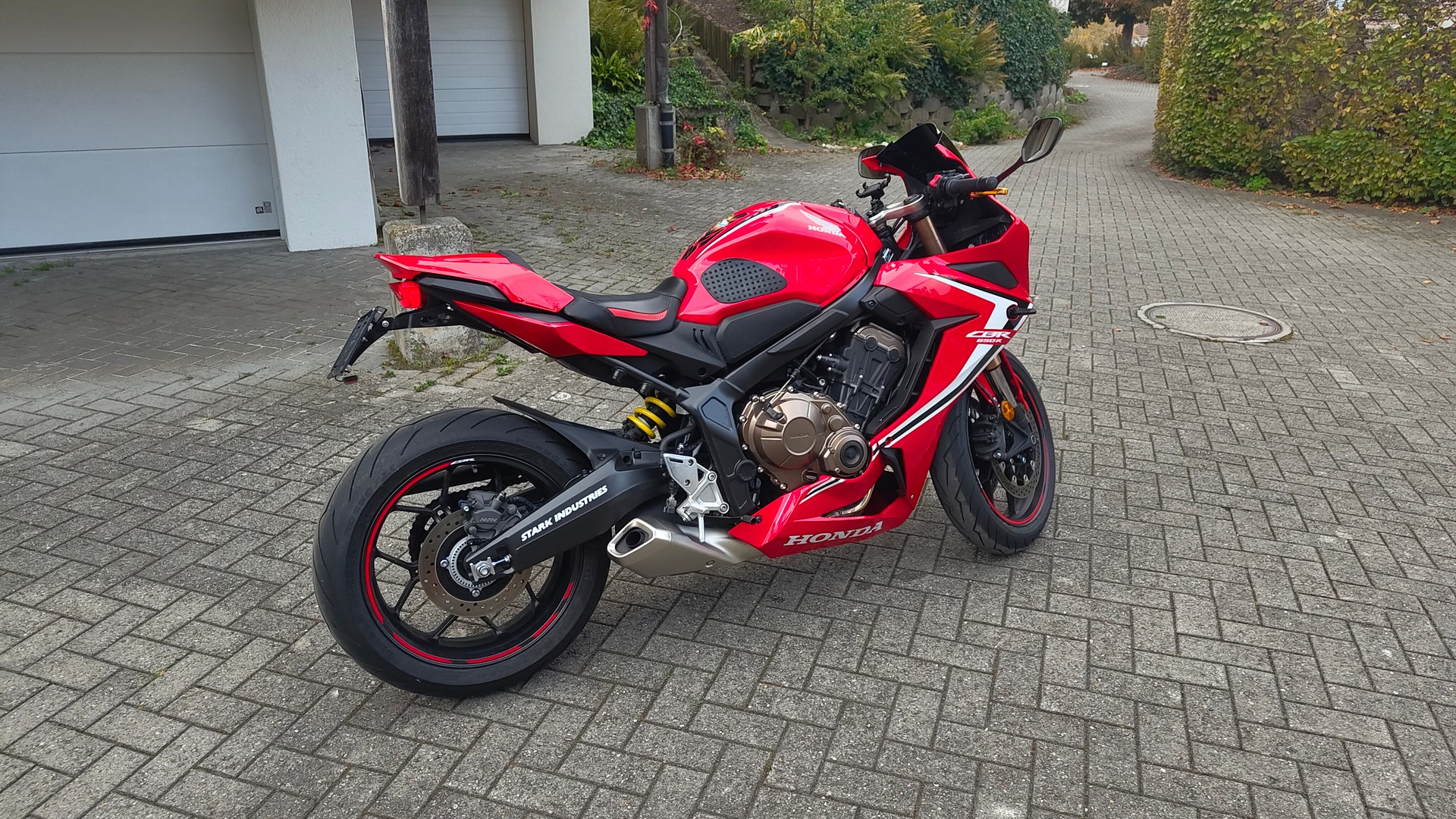 HONDA CBR 650 R ABS-image-2