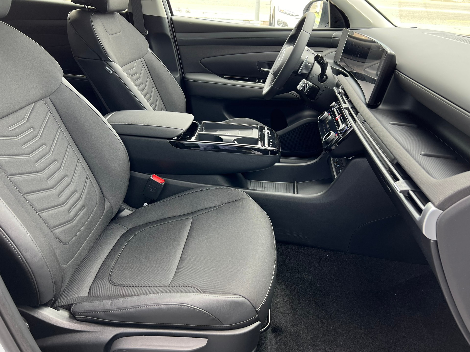 HYUNDAI Tucson 1.6 TGDI HEV Amplia 4WD-image-7