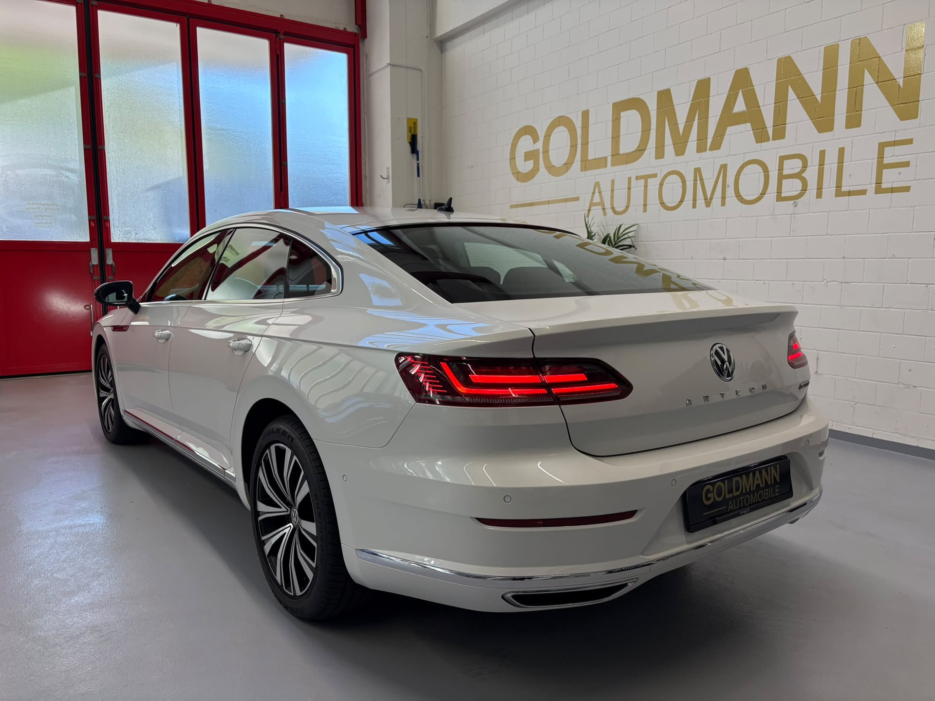 VW Arteon 2.0 TDI SCR BMT Elegance 4Motion DSG-showroom-element-3