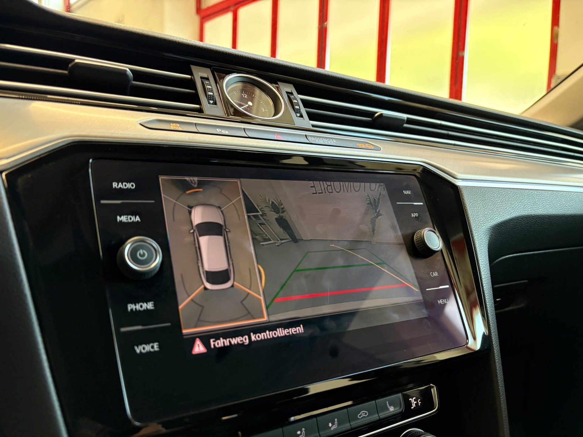 VW Arteon 2.0 TDI SCR BMT Elegance 4Motion DSG-image-23