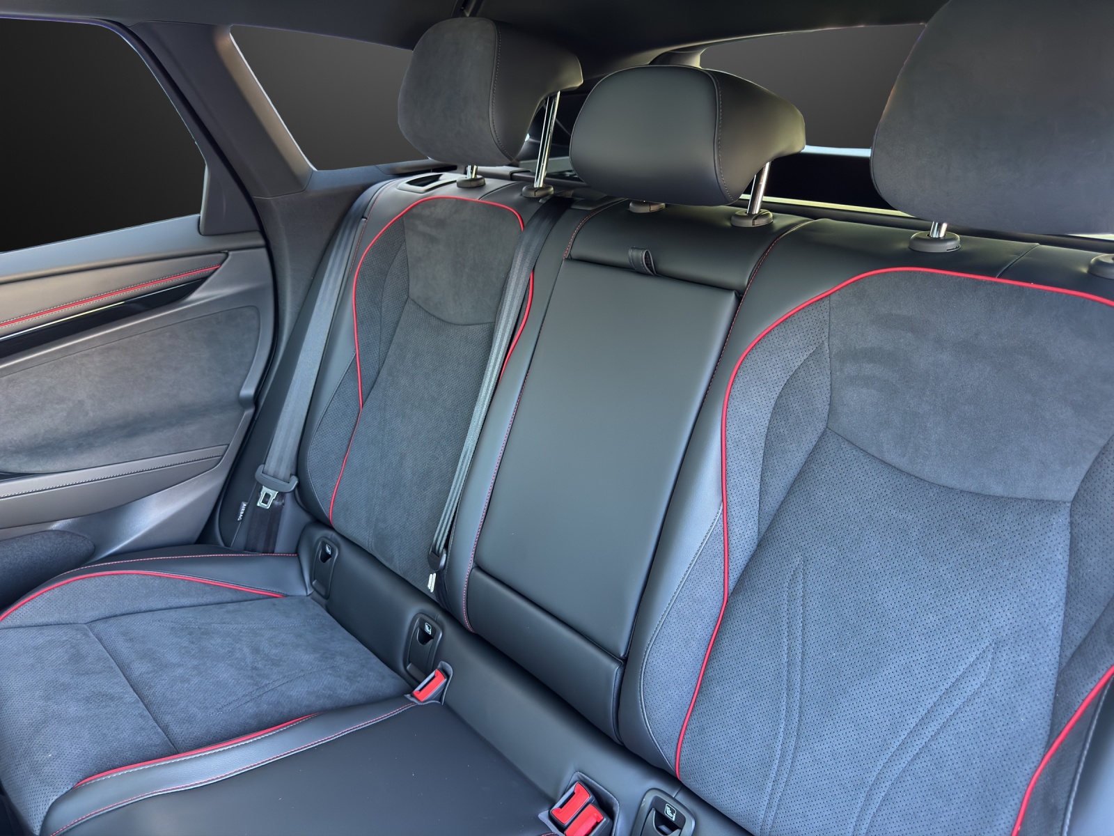 VW ID.7 Tourer GTX 86 kWh GTX 4 Motion Business-image-9