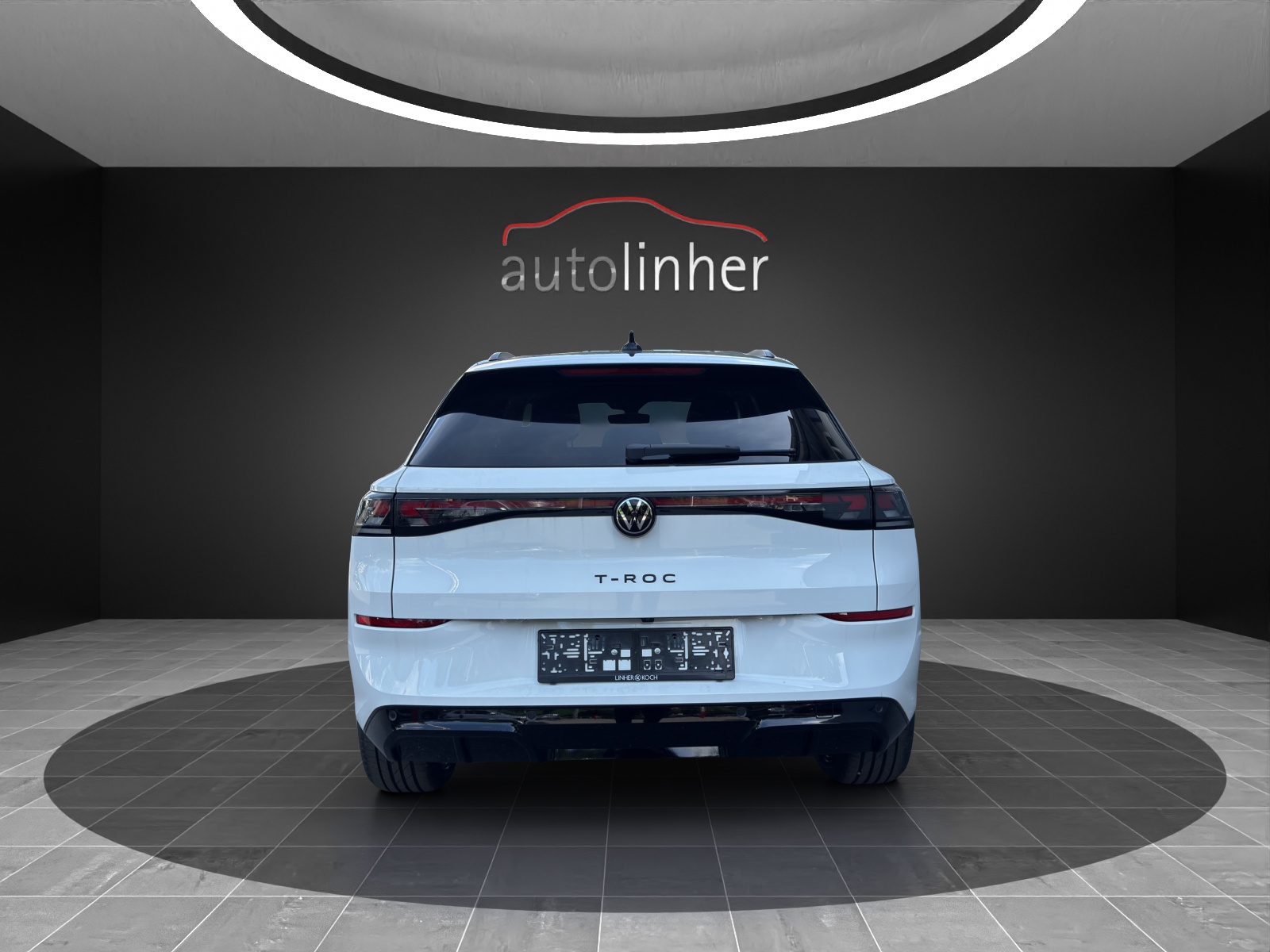 VW T-Roc 1.5 eTSI mHEV R-Line DSG-showroom-element-3