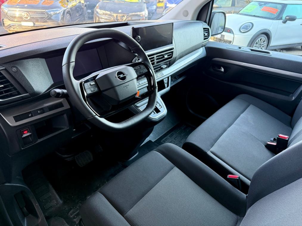 OPEL Zafira 2.2 CDTi Life-showroom-element-3