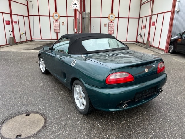 MG MGF 1.8i-image-3