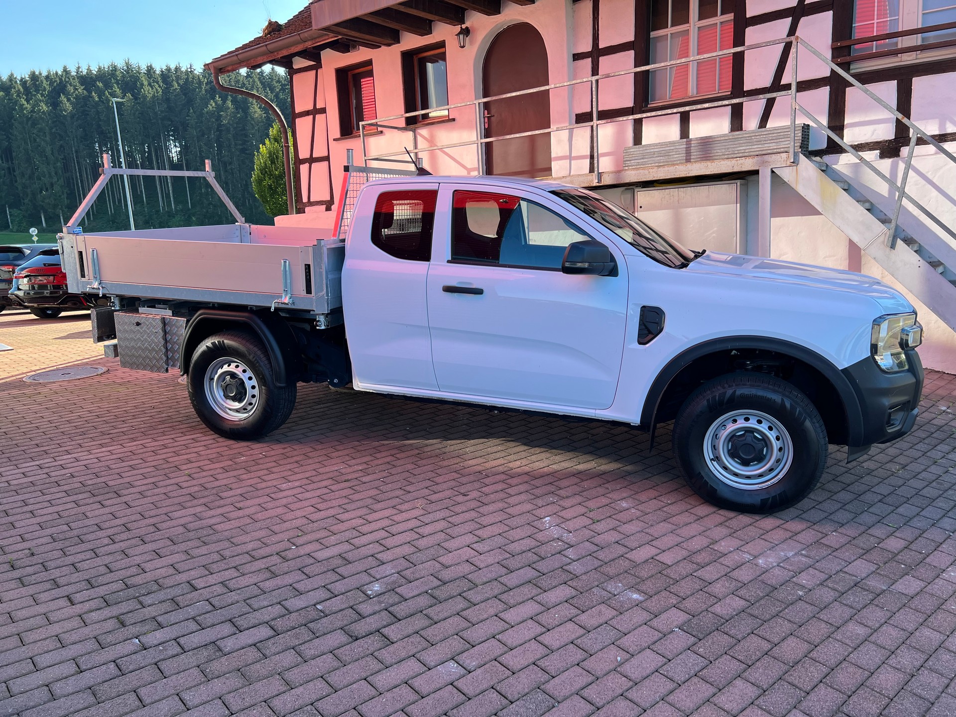 FORD Ranger XL 2.0 Eco Blue Chassis 4x4 / 3 Seiten Kipper-image-4