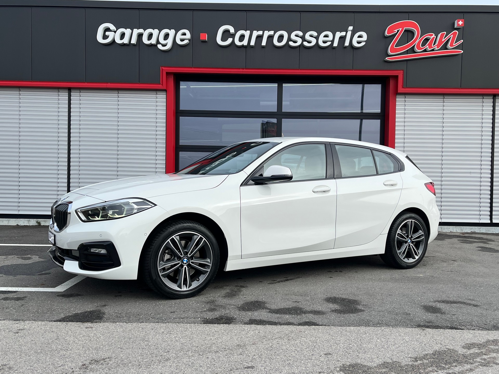 BMW 118i Sport Line Steptronic