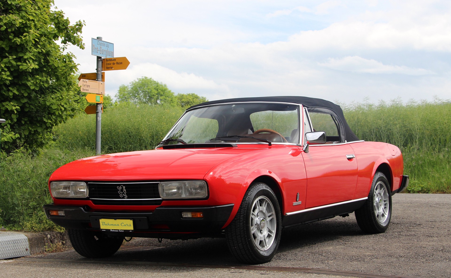 PEUGEOT 504 Cabriolet-image-29