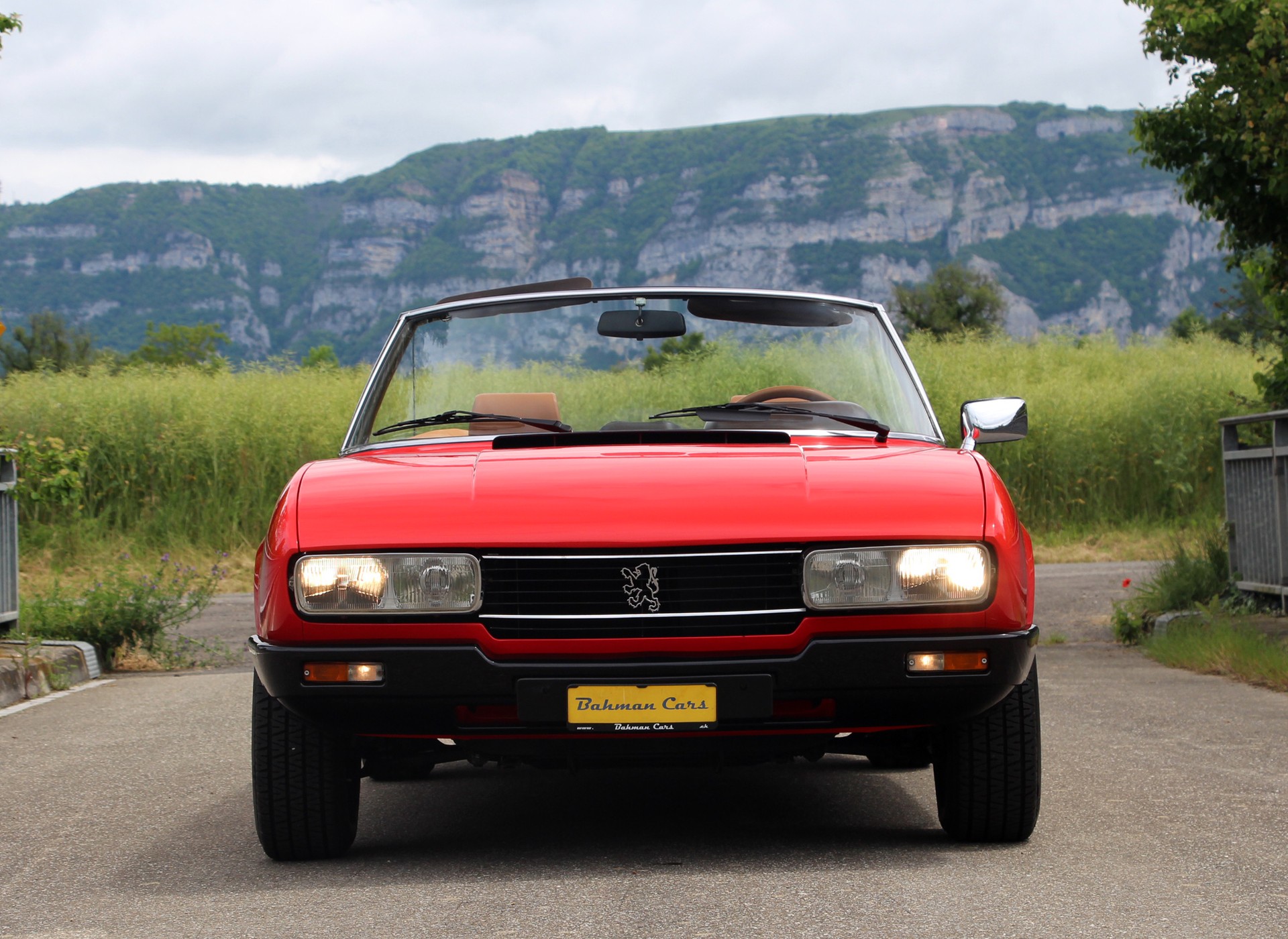 PEUGEOT 504 Cabriolet-image-24