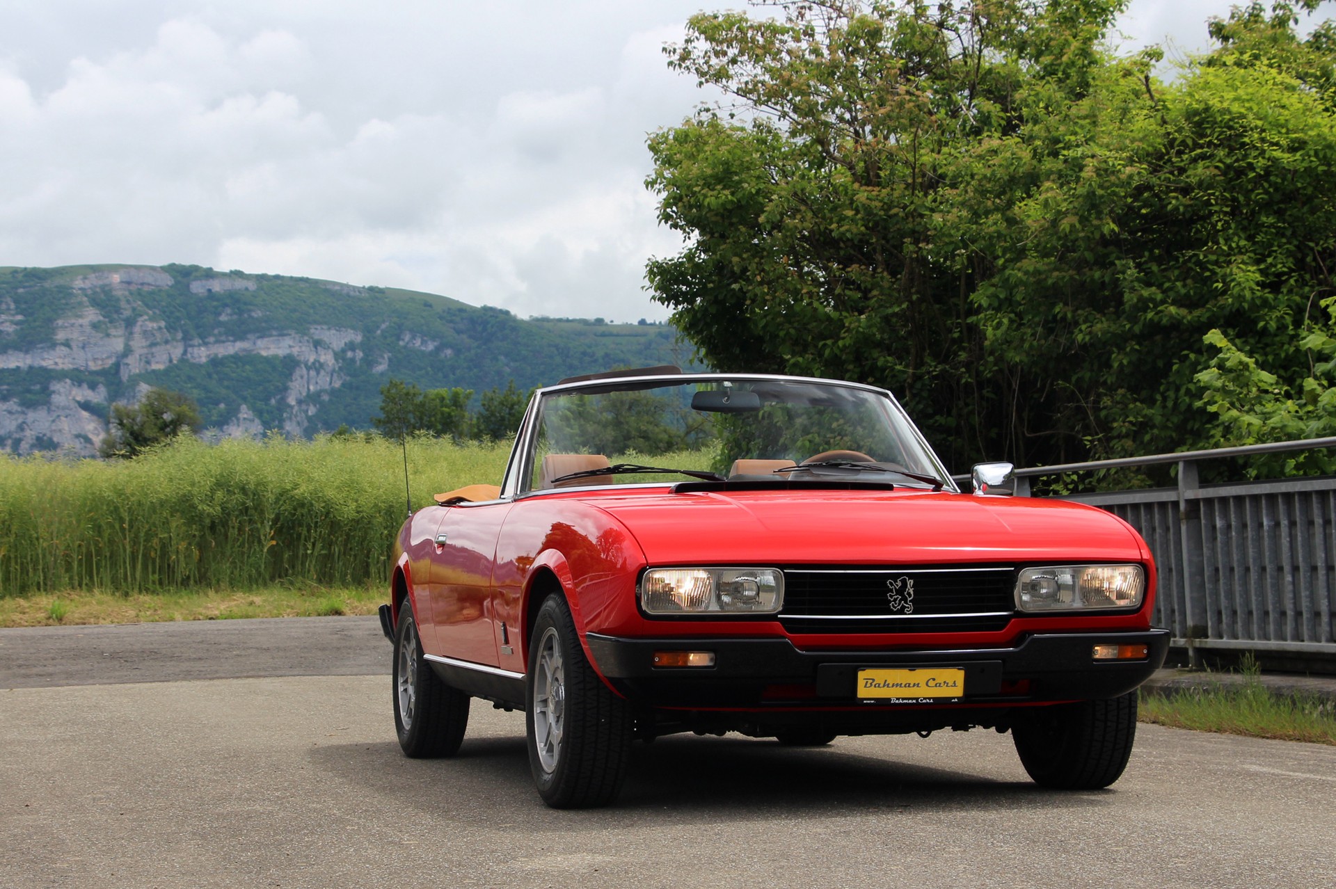 PEUGEOT 504 Cabriolet-image-27