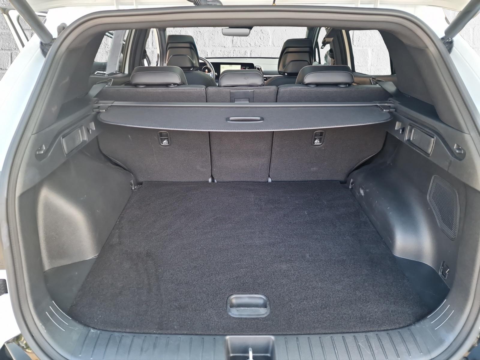 KIA Sportage 1.6 T-GDi Hybrid GT-Line-image-17