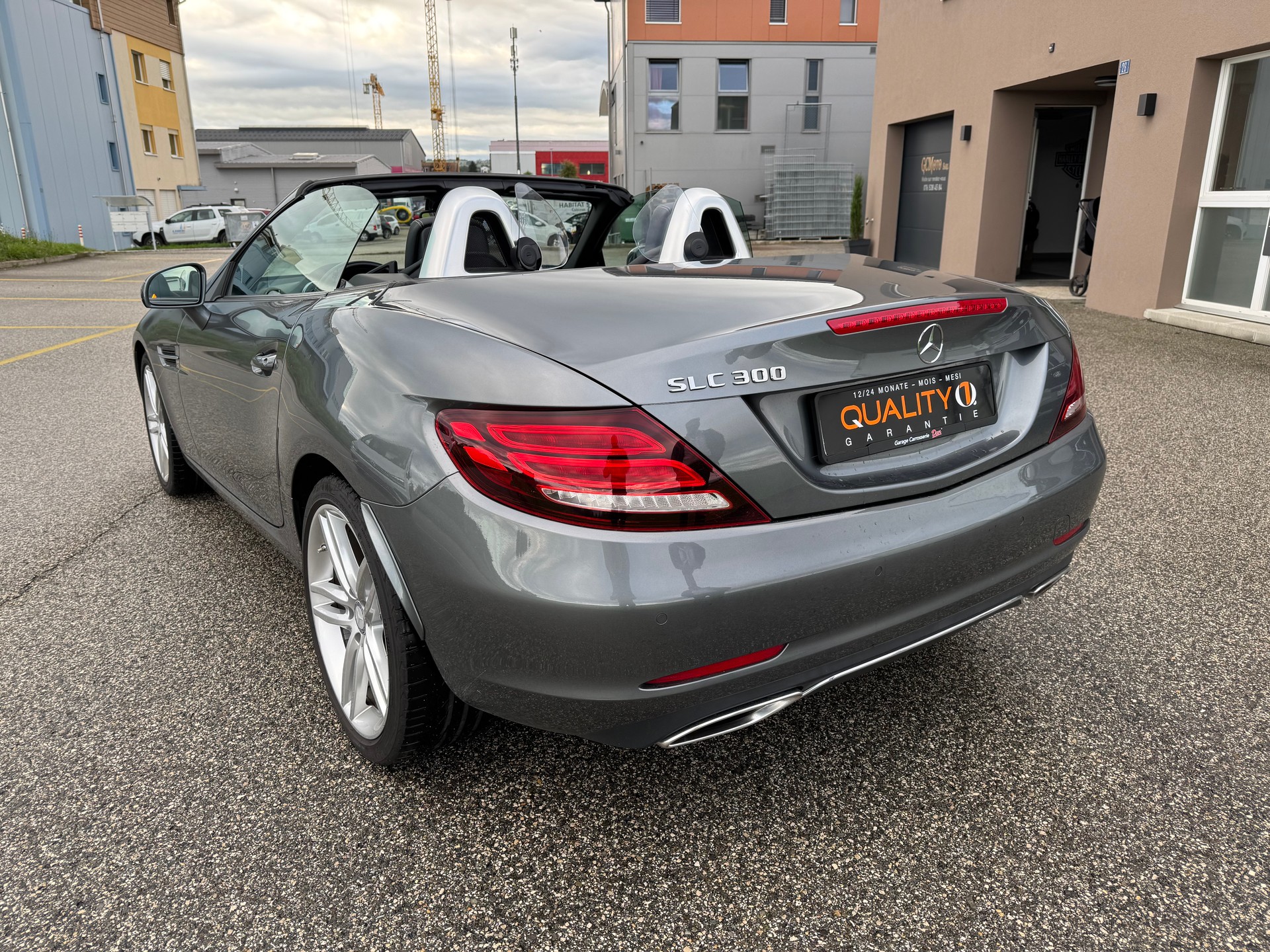 MERCEDES-BENZ SLC 300 9G-Tronic-image-3
