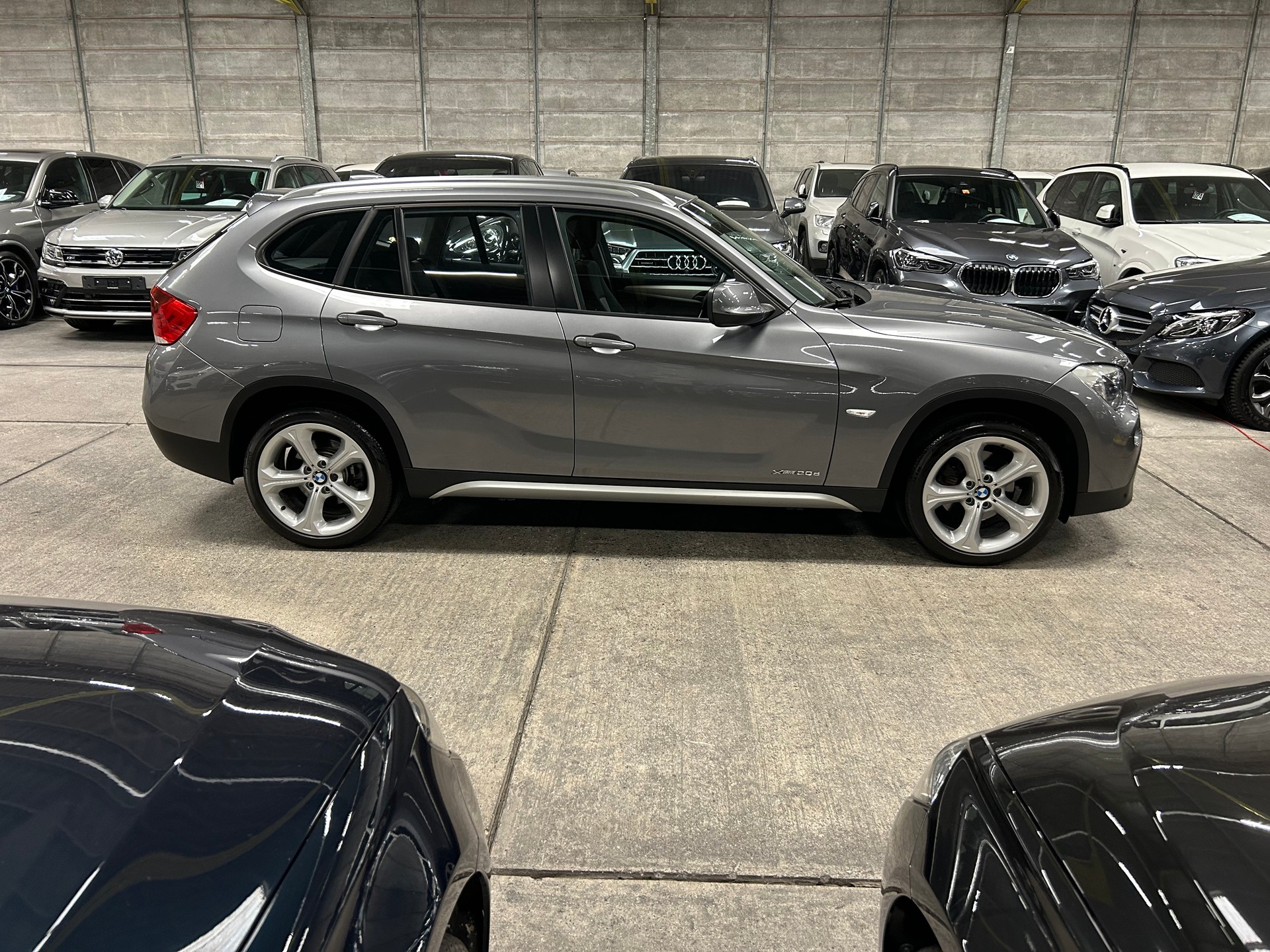 BMW X1 xDrive 20d Steptronic-showroom-element-3