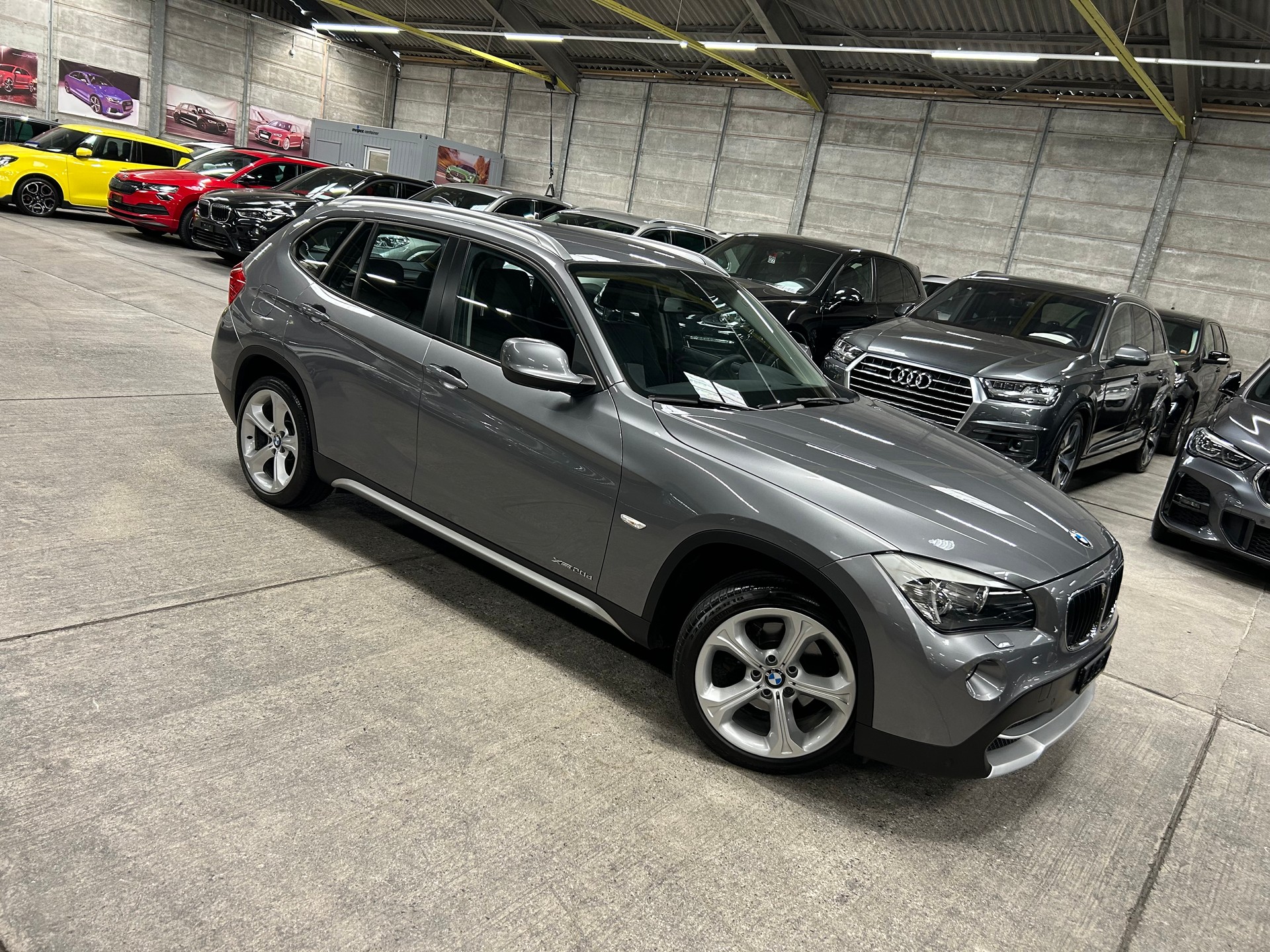 BMW X1 xDrive 20d Steptronic-showroom-element-1