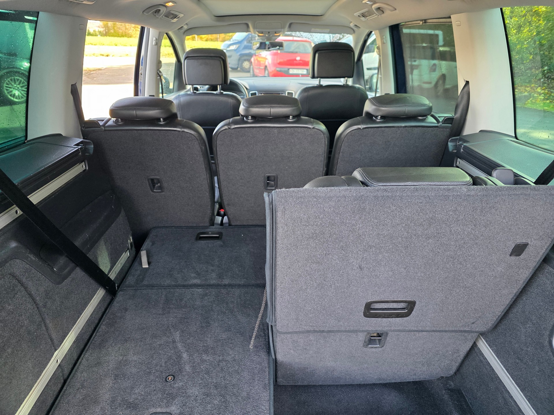 SEAT Alhambra 2.0 TDI Reference DSG-image-10