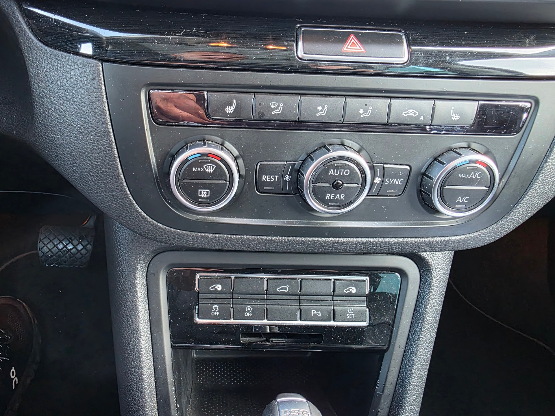 SEAT Alhambra 2.0 TDI Reference DSG-image-14