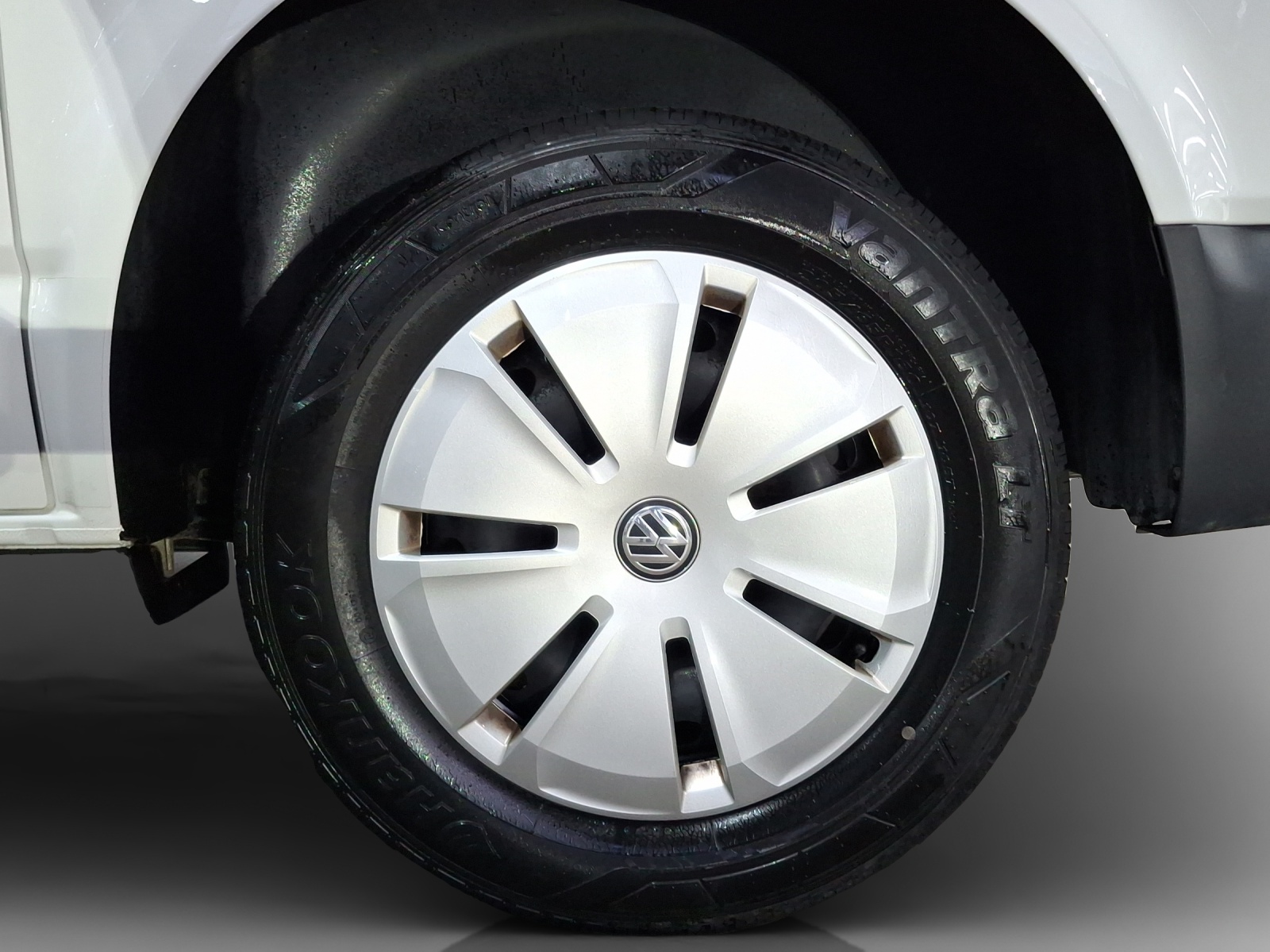 VW T6.1 2.0 TDI 4Motion-image-15