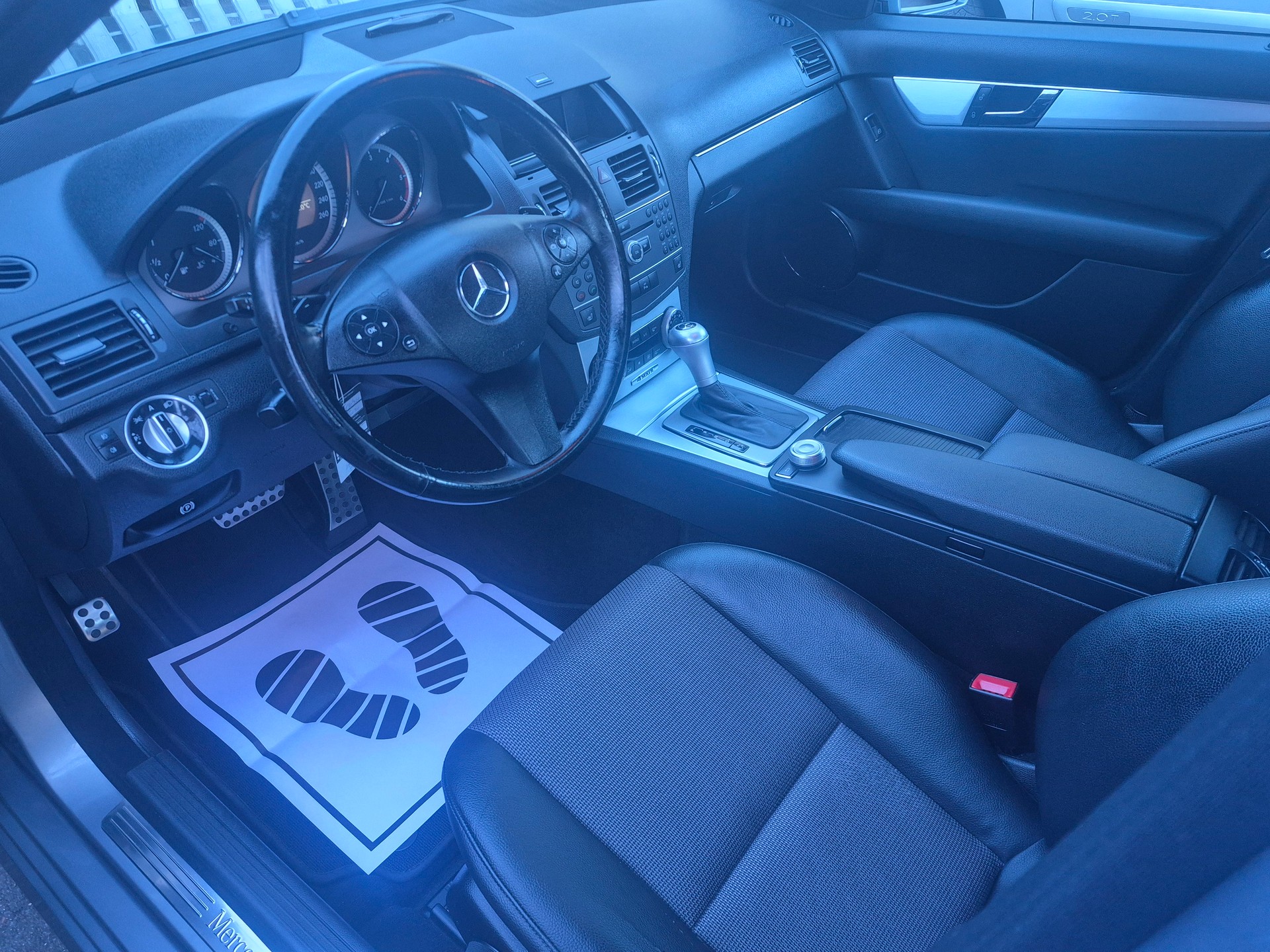 MERCEDES-BENZ C 350 CDI BlueEff. Elégance 4Matic 7G-Tronic-image-11