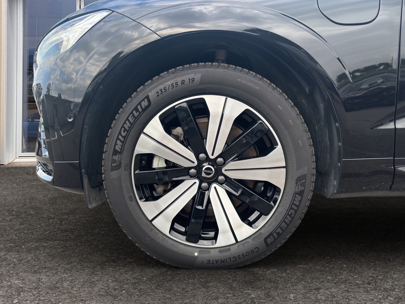 VOLVO XC60 2.0 T6 TE Plus Dark eAWD-image-15