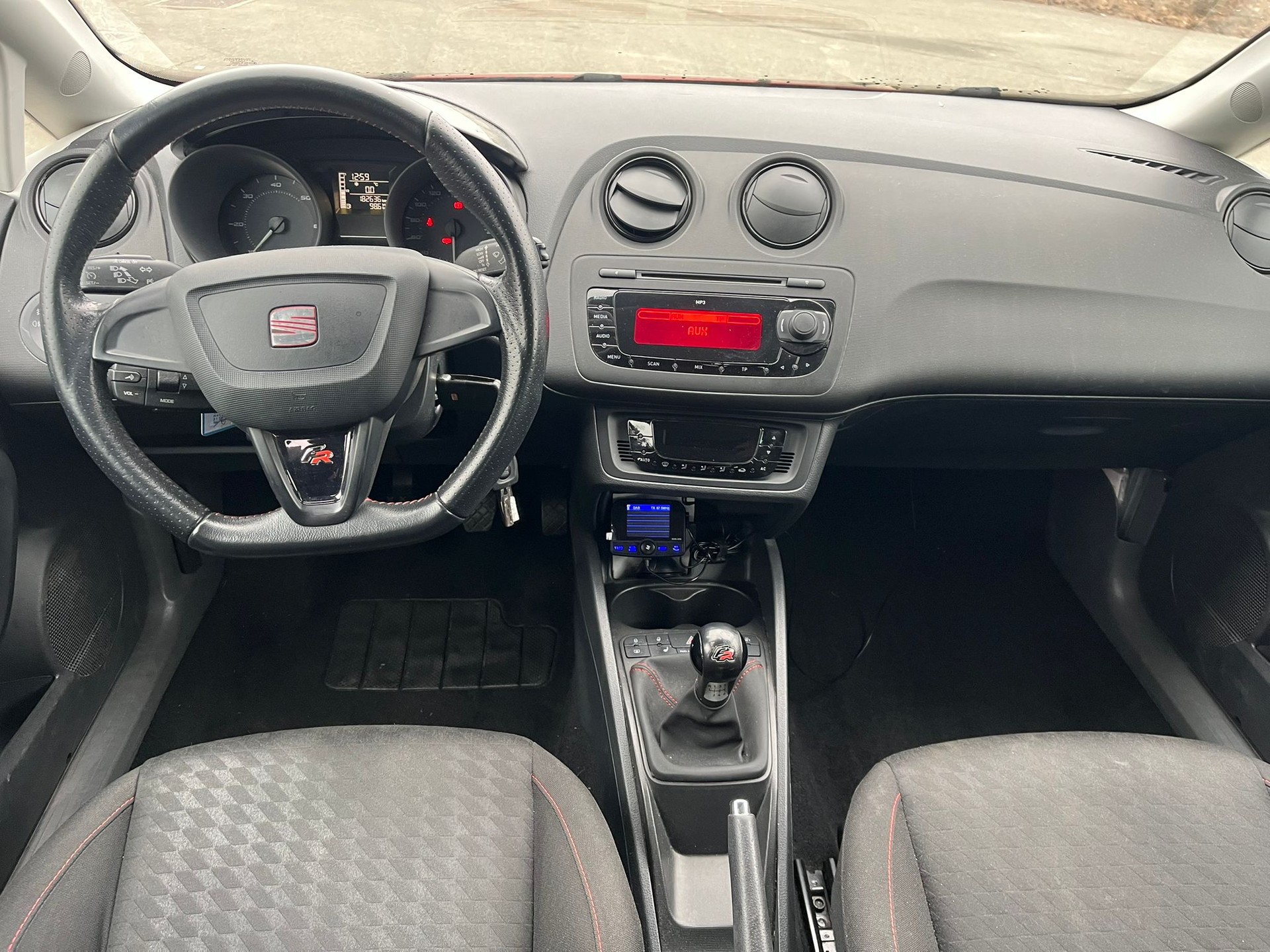 SEAT Ibiza 2.0 TDI FR-image-6