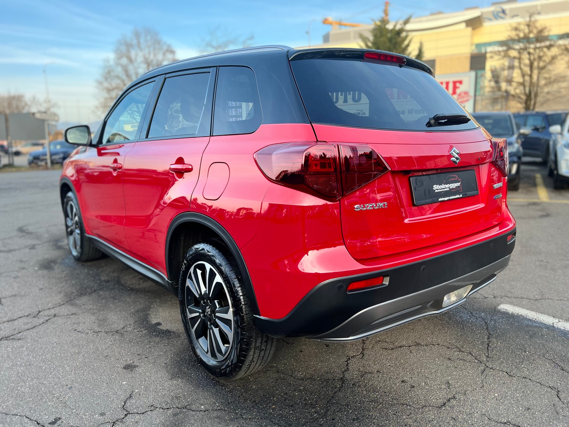 SUZUKI Vitara 1.5 Hybrid Piz Sulai Top 4x4 AGS-image-6
