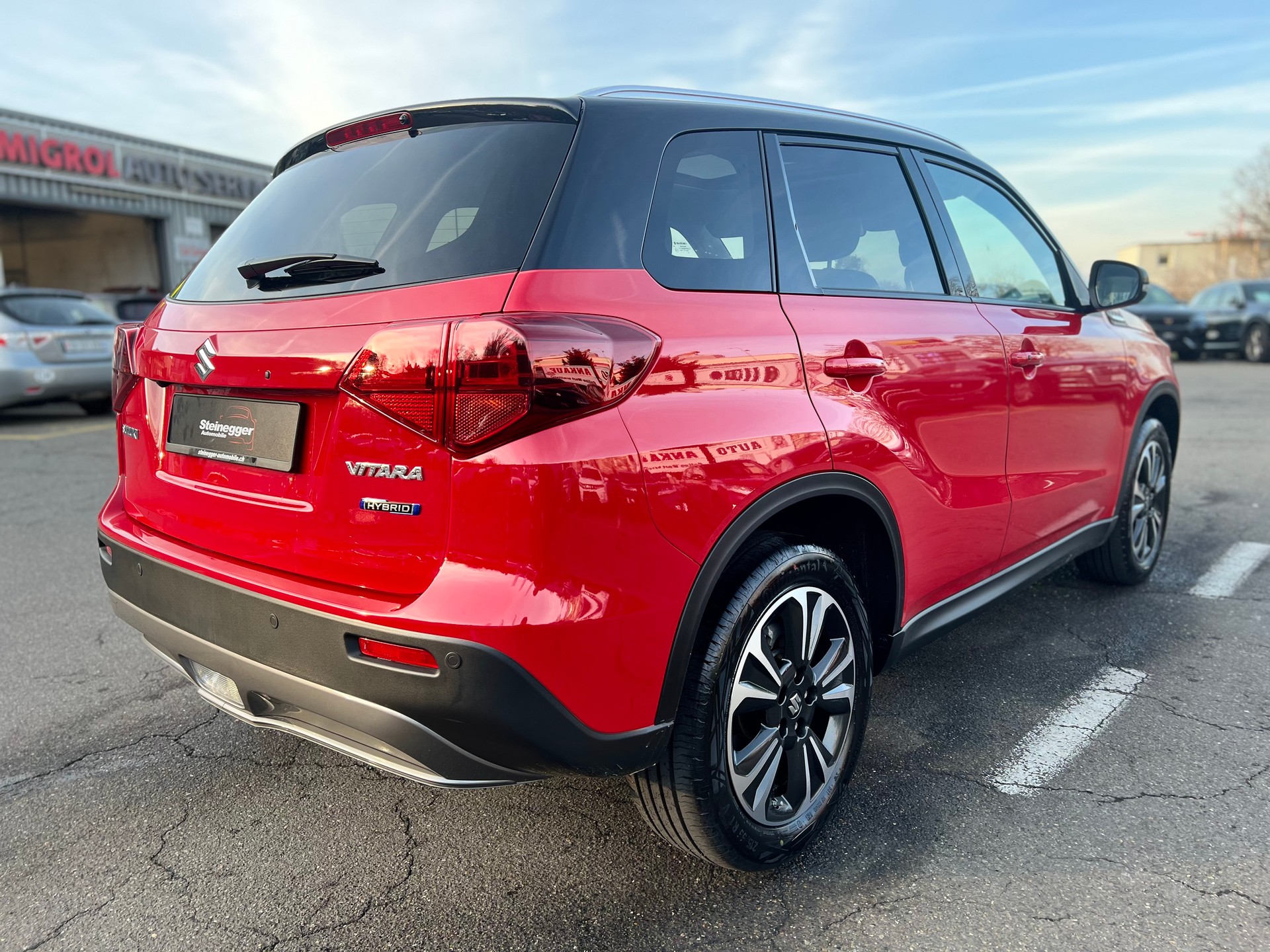SUZUKI Vitara 1.5 Hybrid Piz Sulai Top 4x4 AGS-image-9