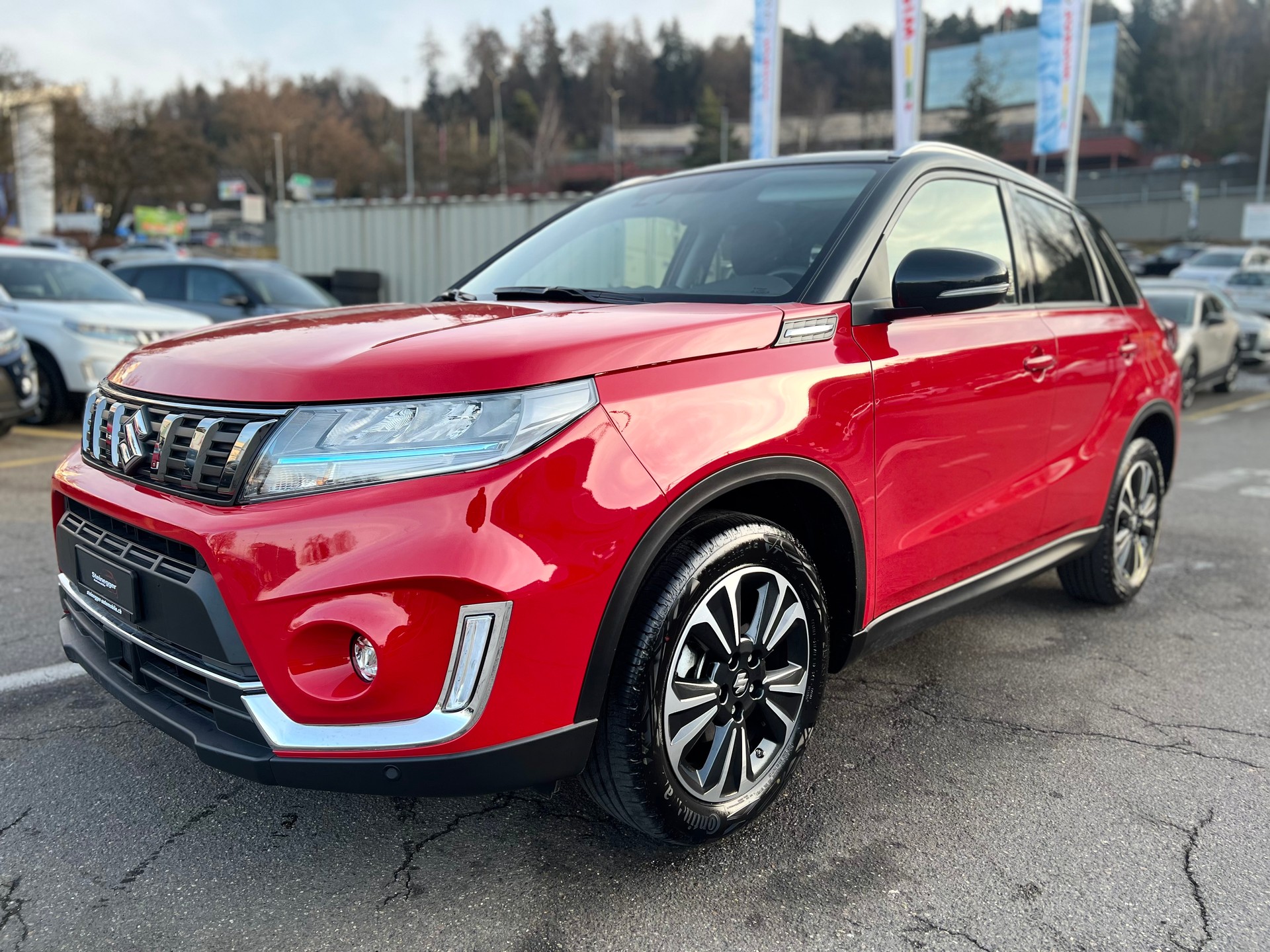 SUZUKI Vitara 1.5 Hybrid Piz Sulai Top 4x4 AGS-image-4