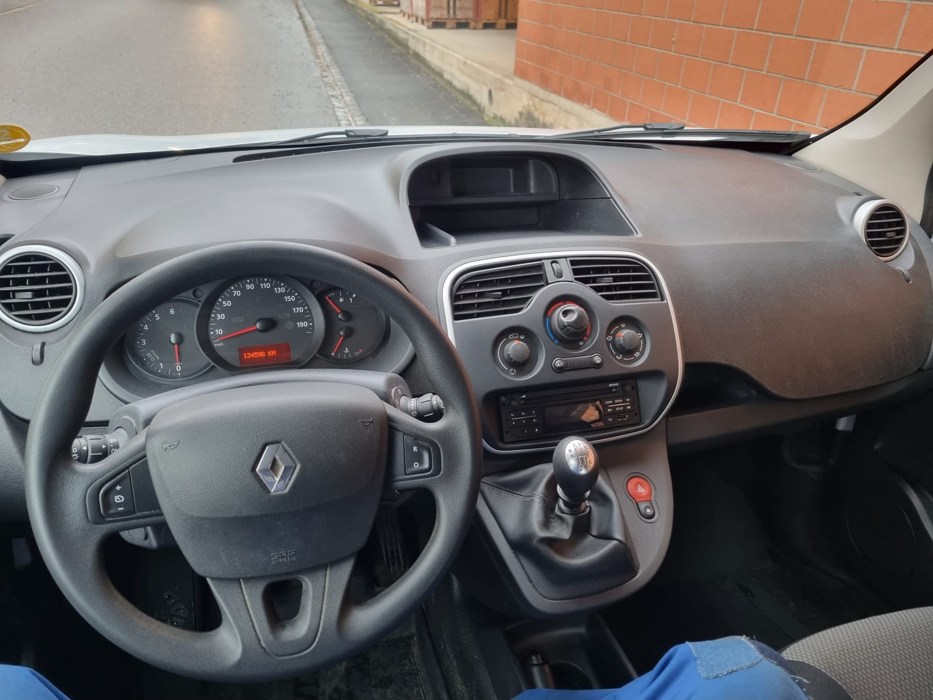 RENAULT Kangoo Maxi dCi 115 ENERGY Business 2 Pl./2 pl.-image-9