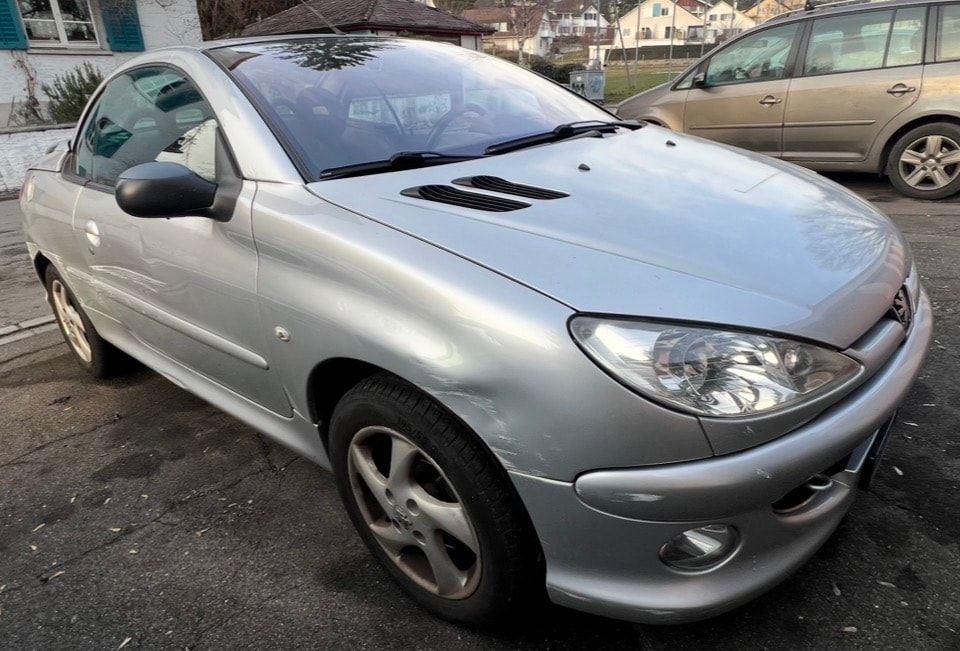 PEUGEOT 206 CC 1.6 16V Exclusive Edition Automatic